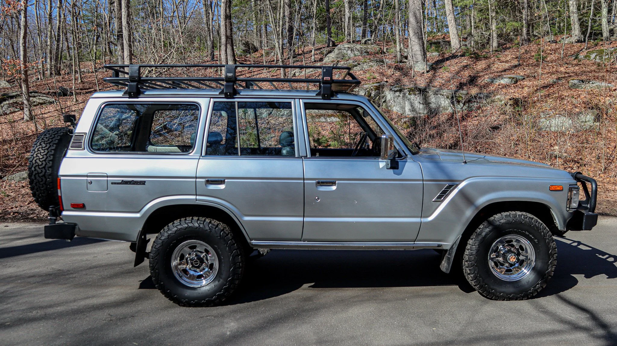 1988 Toyota Land Cruiser-86.jpg