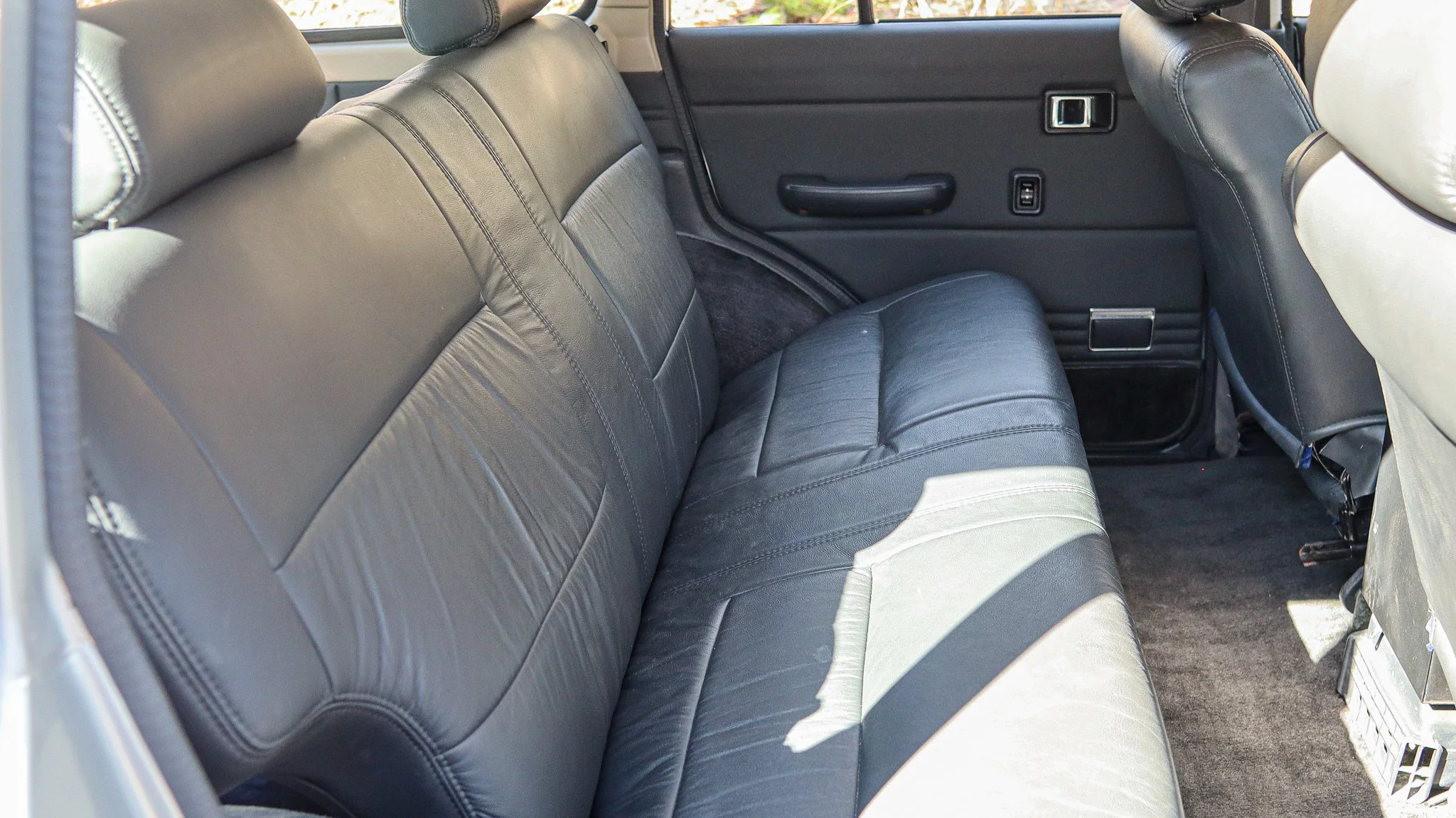 1988 Toyota Land Cruiser-69.jpg