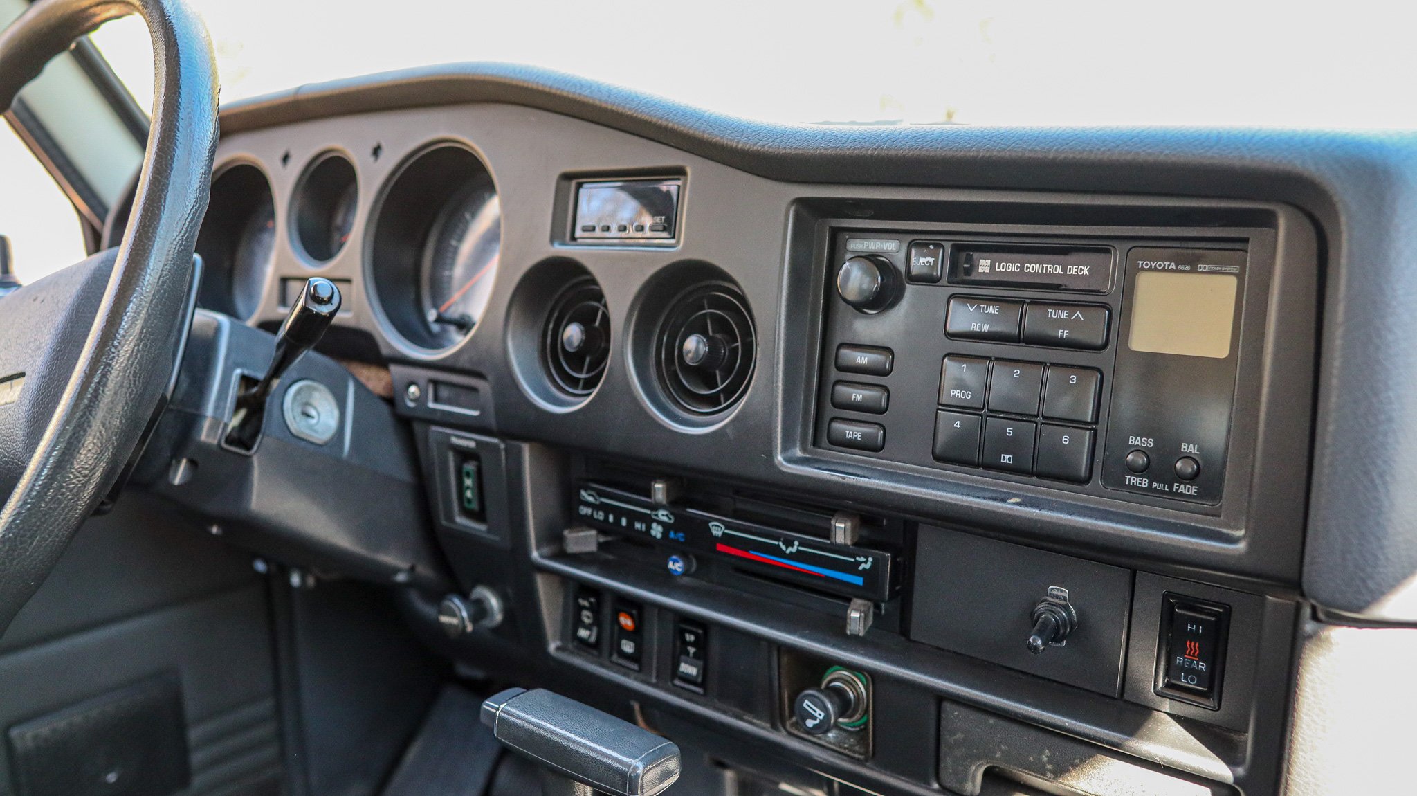 1988 Toyota Land Cruiser-50.jpg