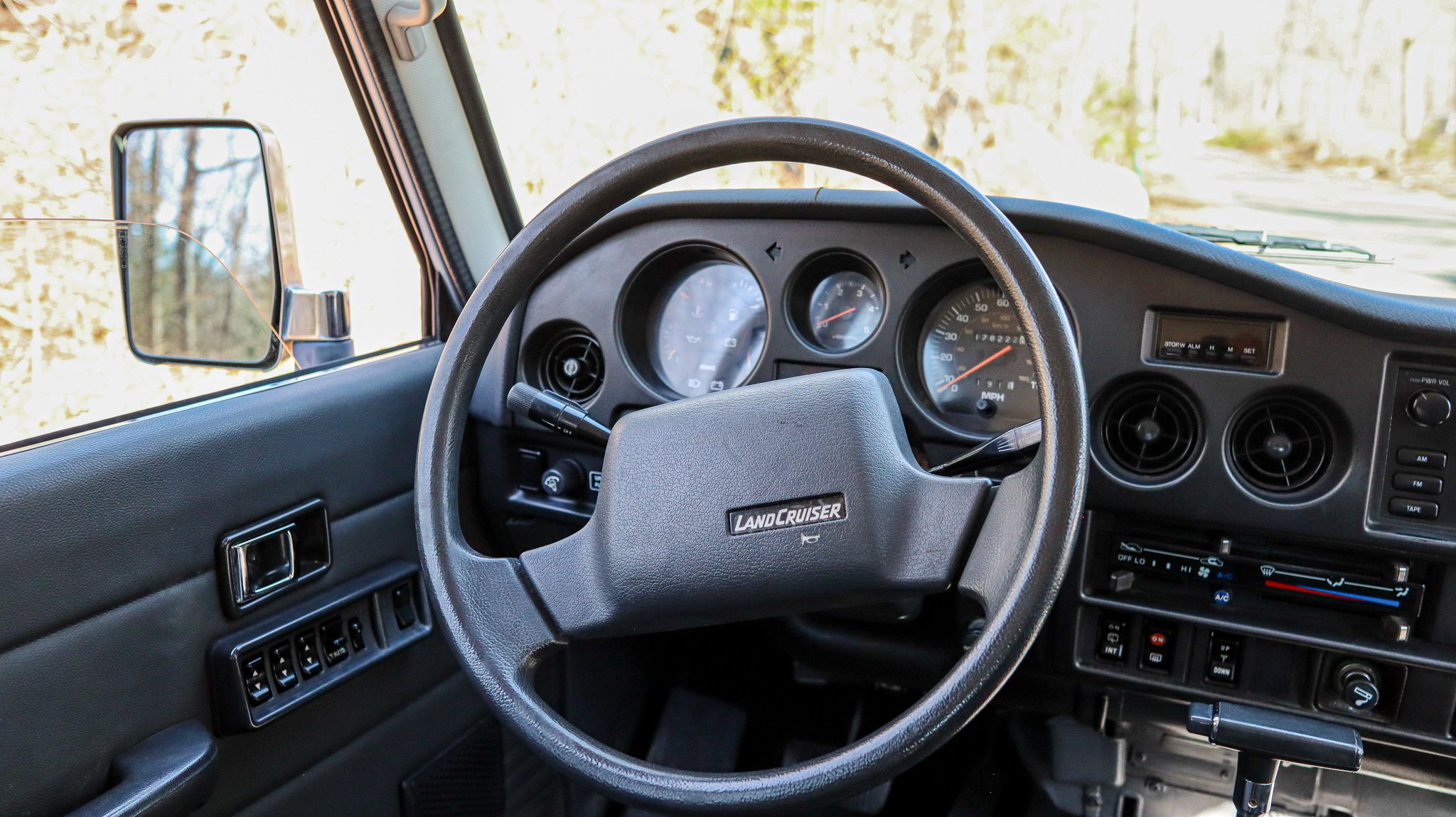 1988 Toyota Land Cruiser-55.jpg