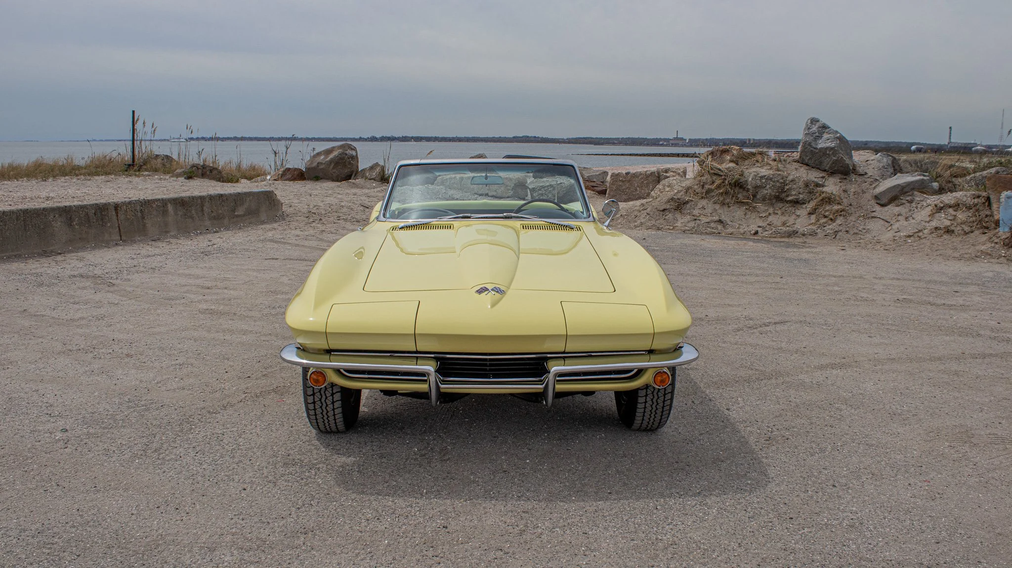 1965 Chevrolet Corvette-1.jpg