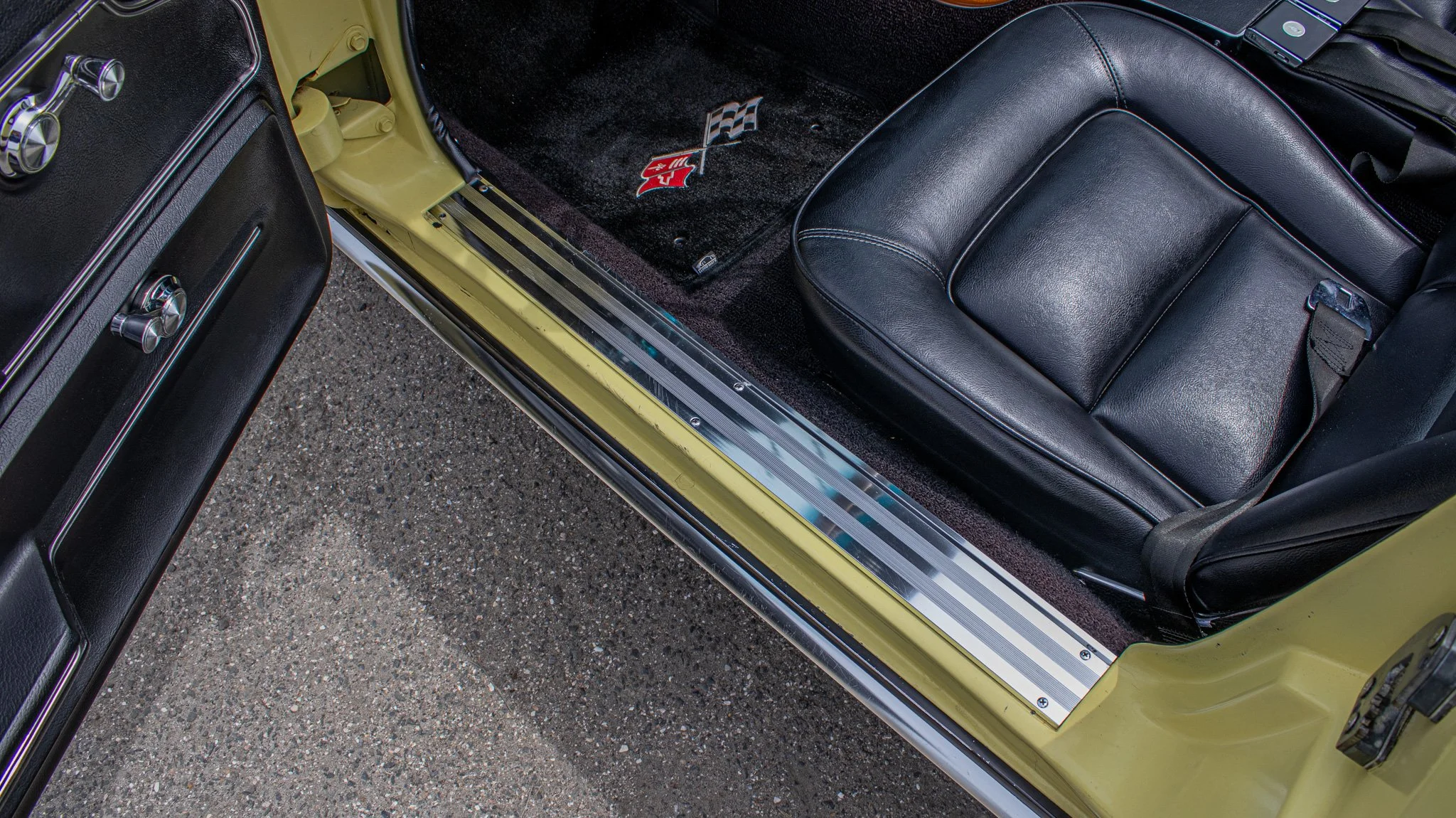 1965 Chevrolet Corvette-41.jpg