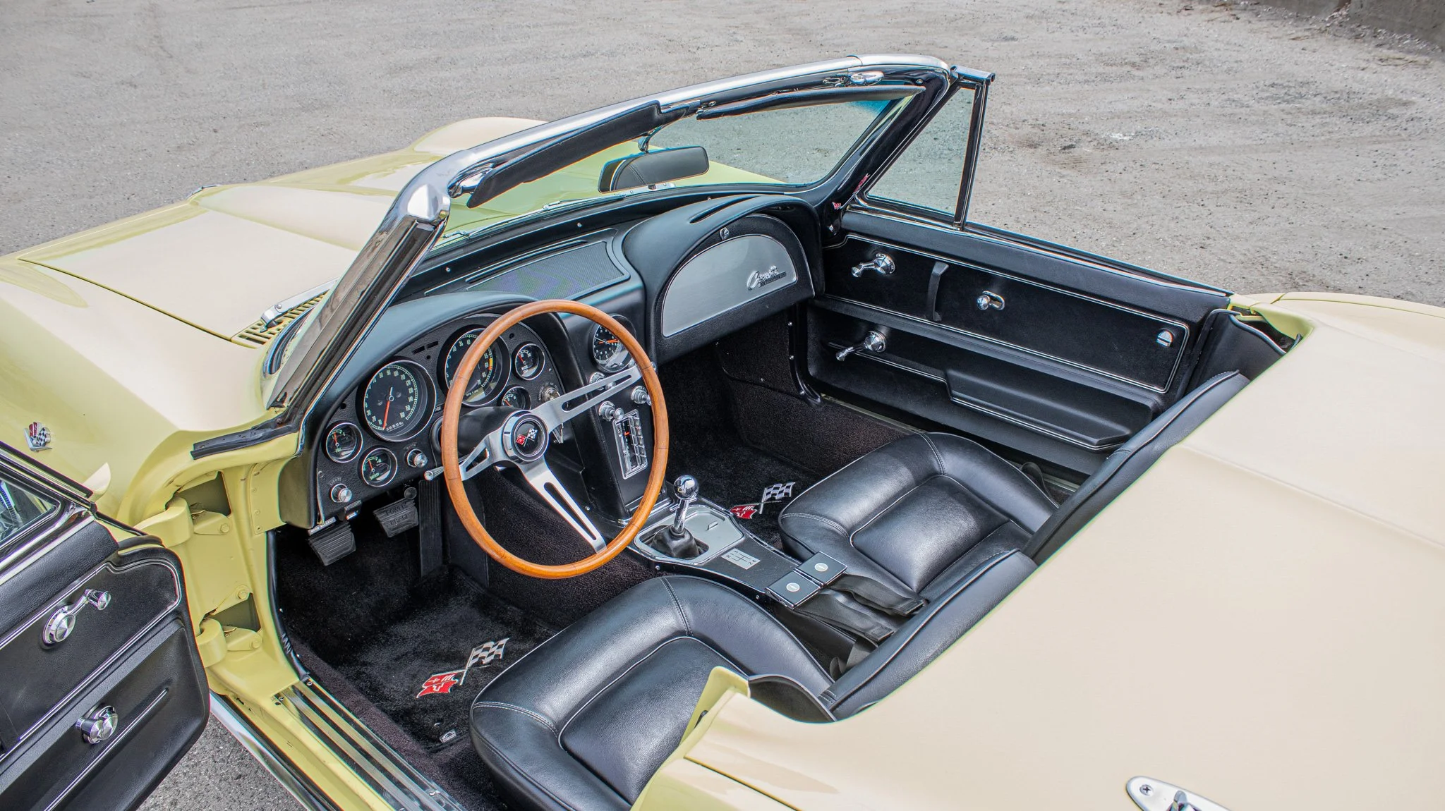 1965 Chevrolet Corvette-43.jpg