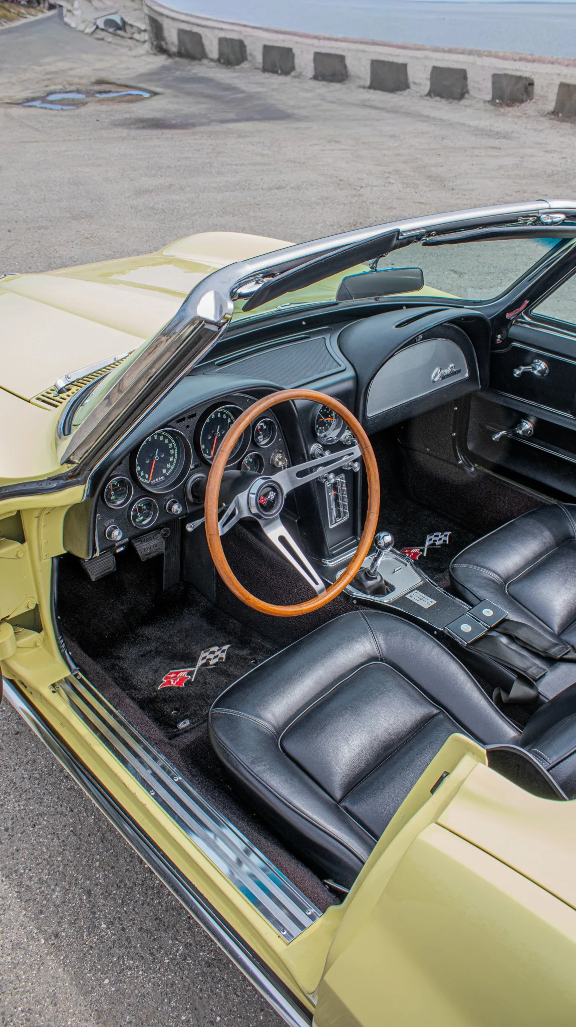 1965 Chevrolet Corvette-44.jpg
