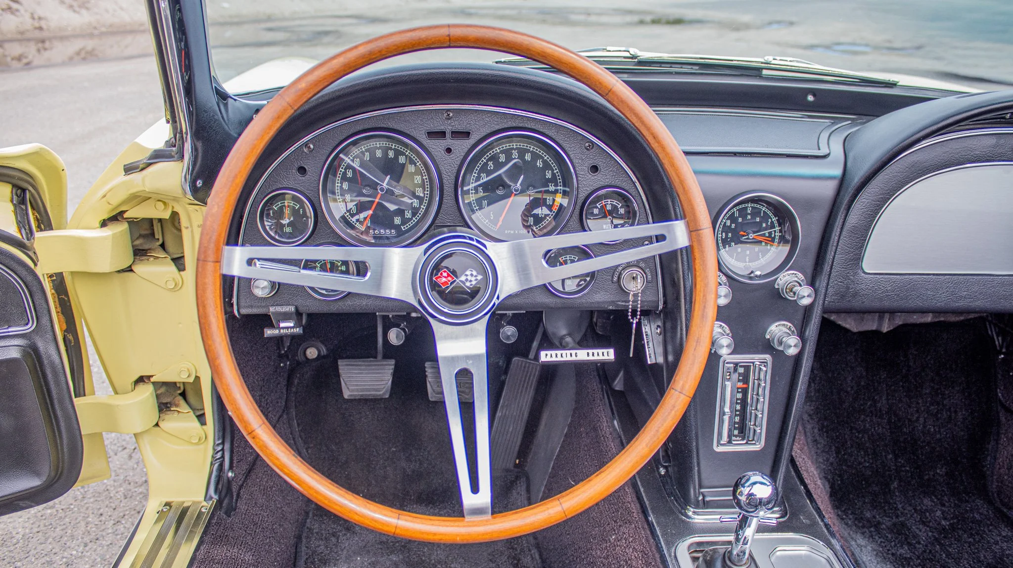 1965 Chevrolet Corvette-47.jpg