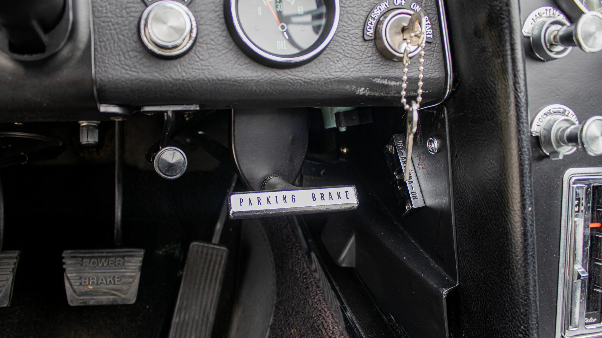 1965 Chevrolet Corvette-51.jpg