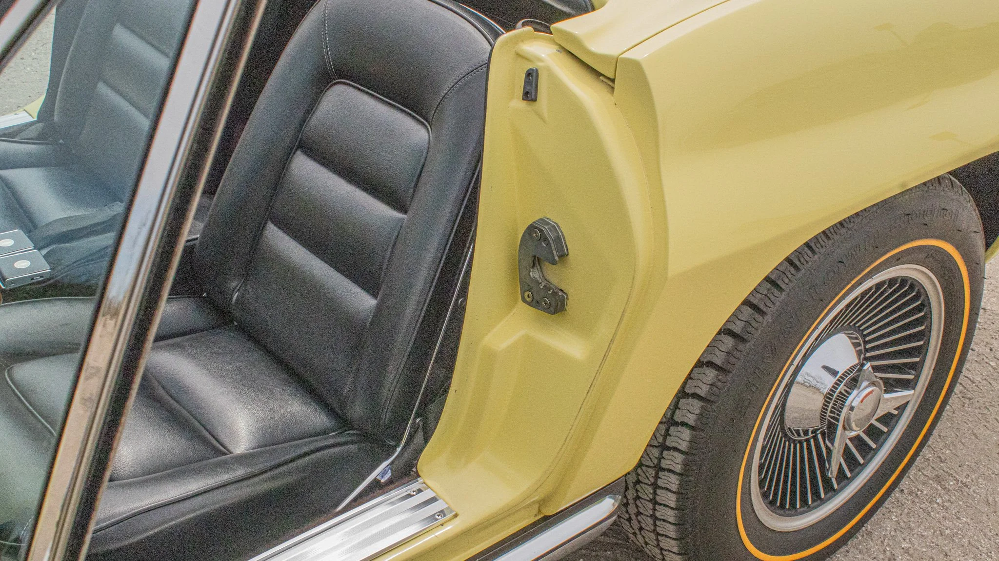 1965 Chevrolet Corvette-68.jpg