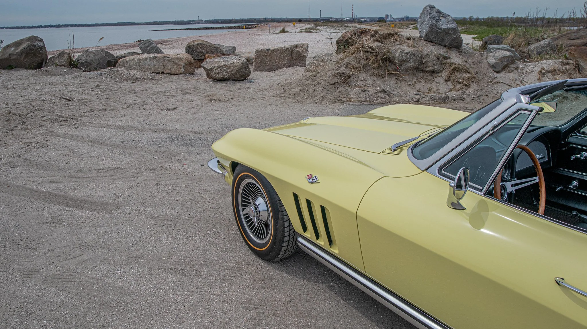 1965 Chevrolet Corvette-84.jpg