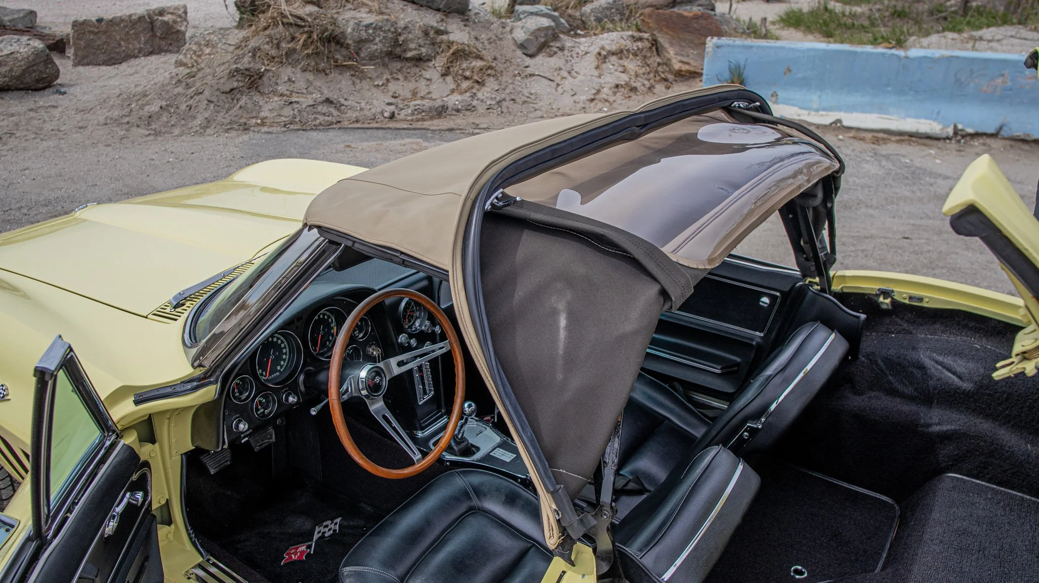 1965 Chevrolet Corvette-89.jpg
