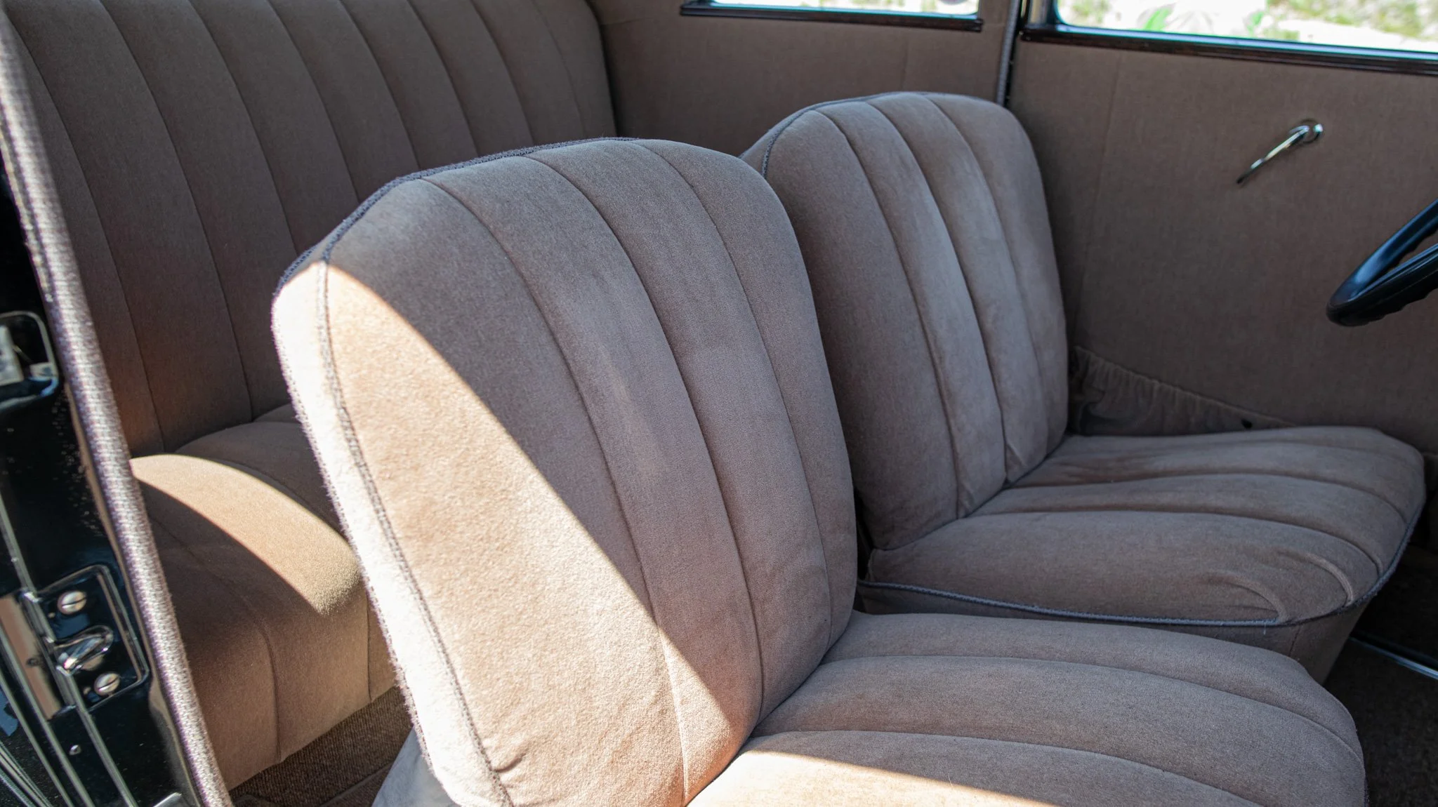 1932 Ford Victoria-30.jpg