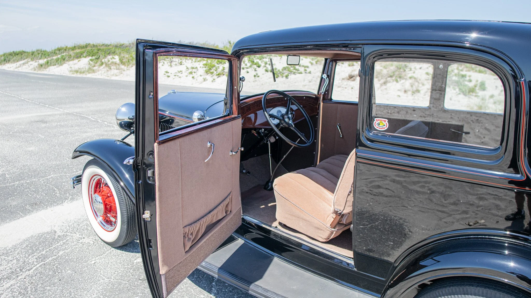 1932 Ford Victoria-48.jpg
