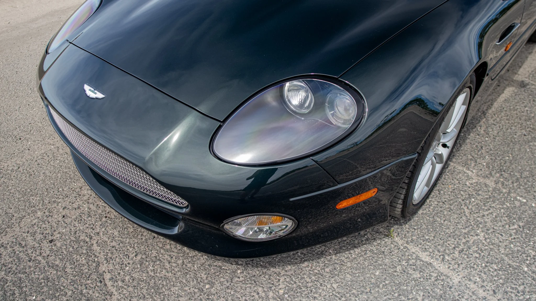 2000 Aston Martin DB7-011.jpg