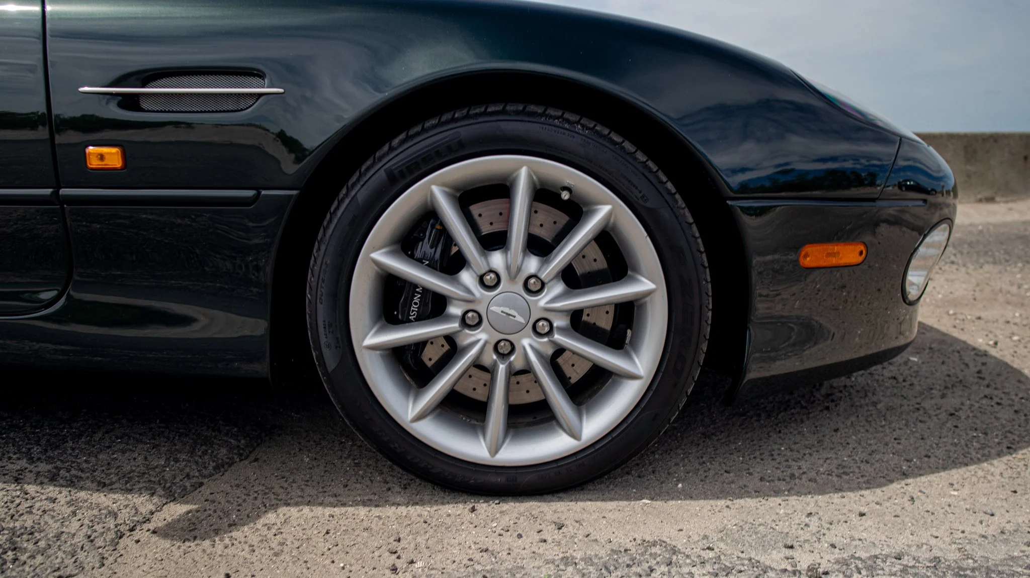 2000 Aston Martin DB7-043.jpg