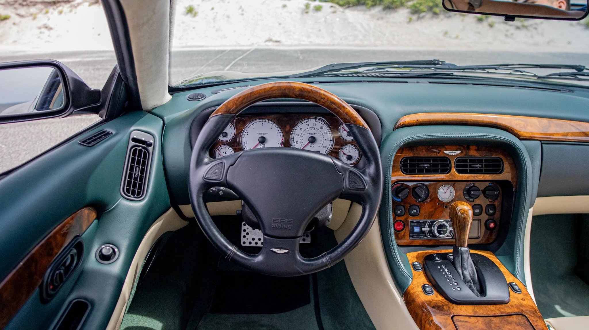 2000 Aston Martin DB7-073.jpg