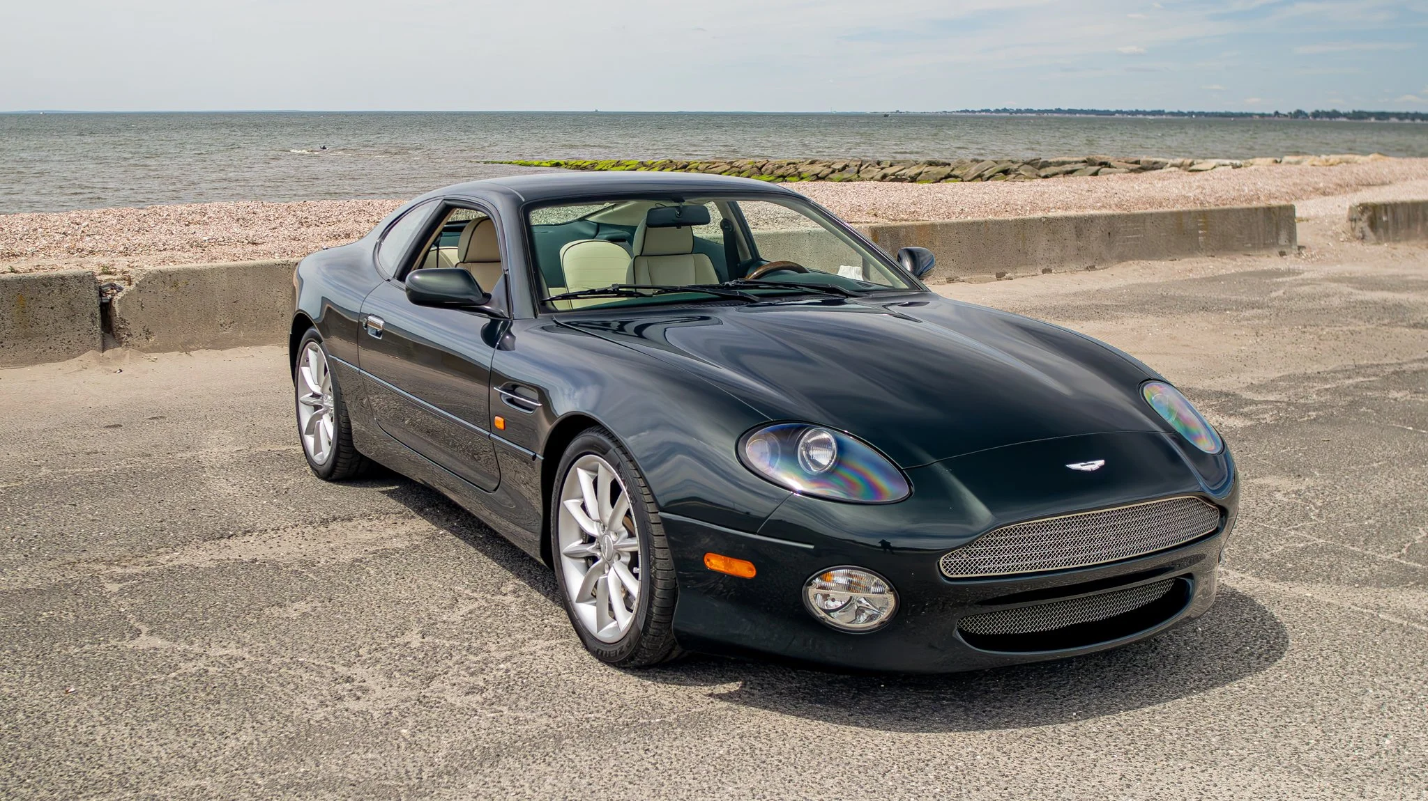 2000 Aston Martin DB7-083.jpg