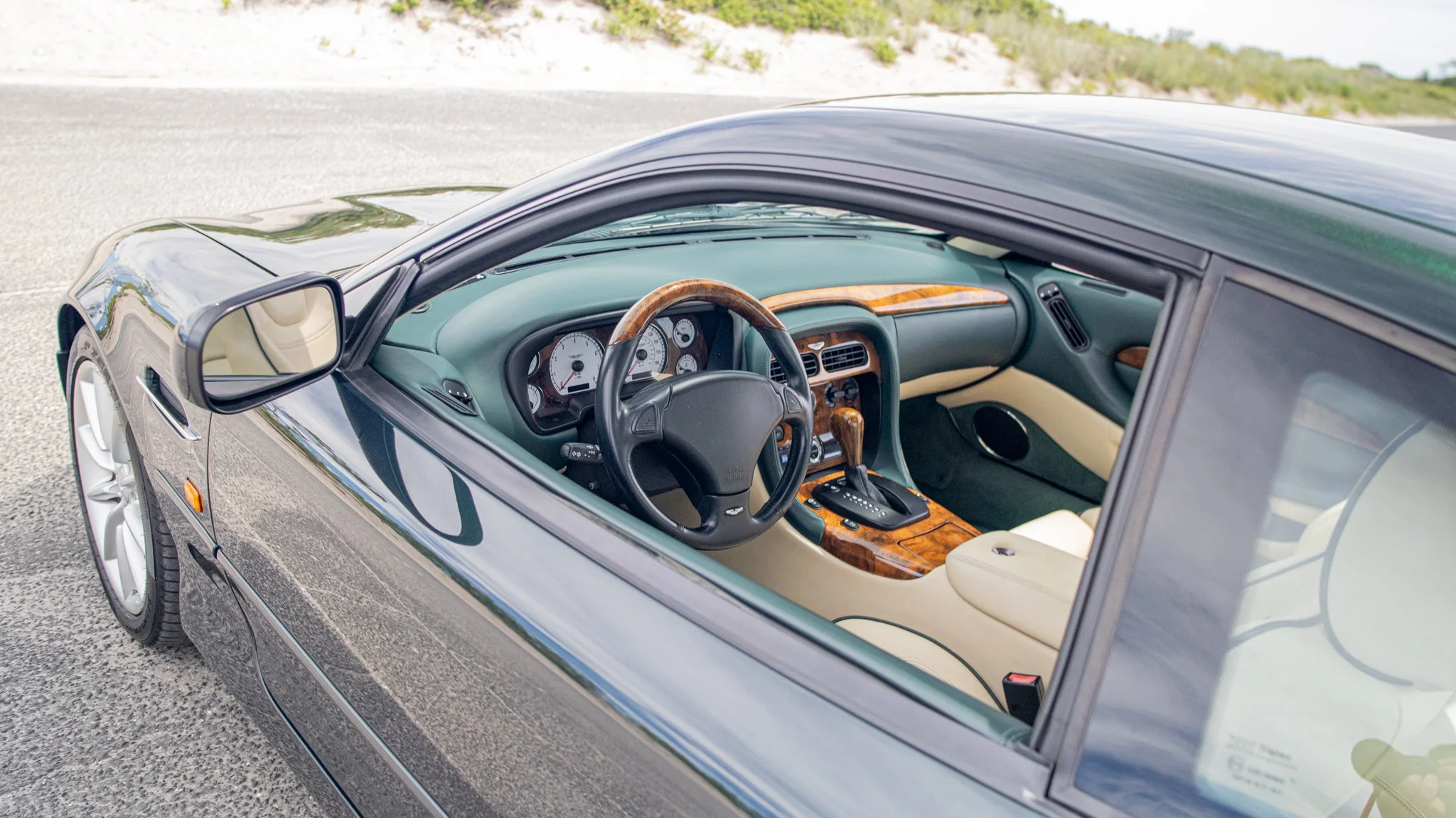 2000 Aston Martin DB7-093.jpg