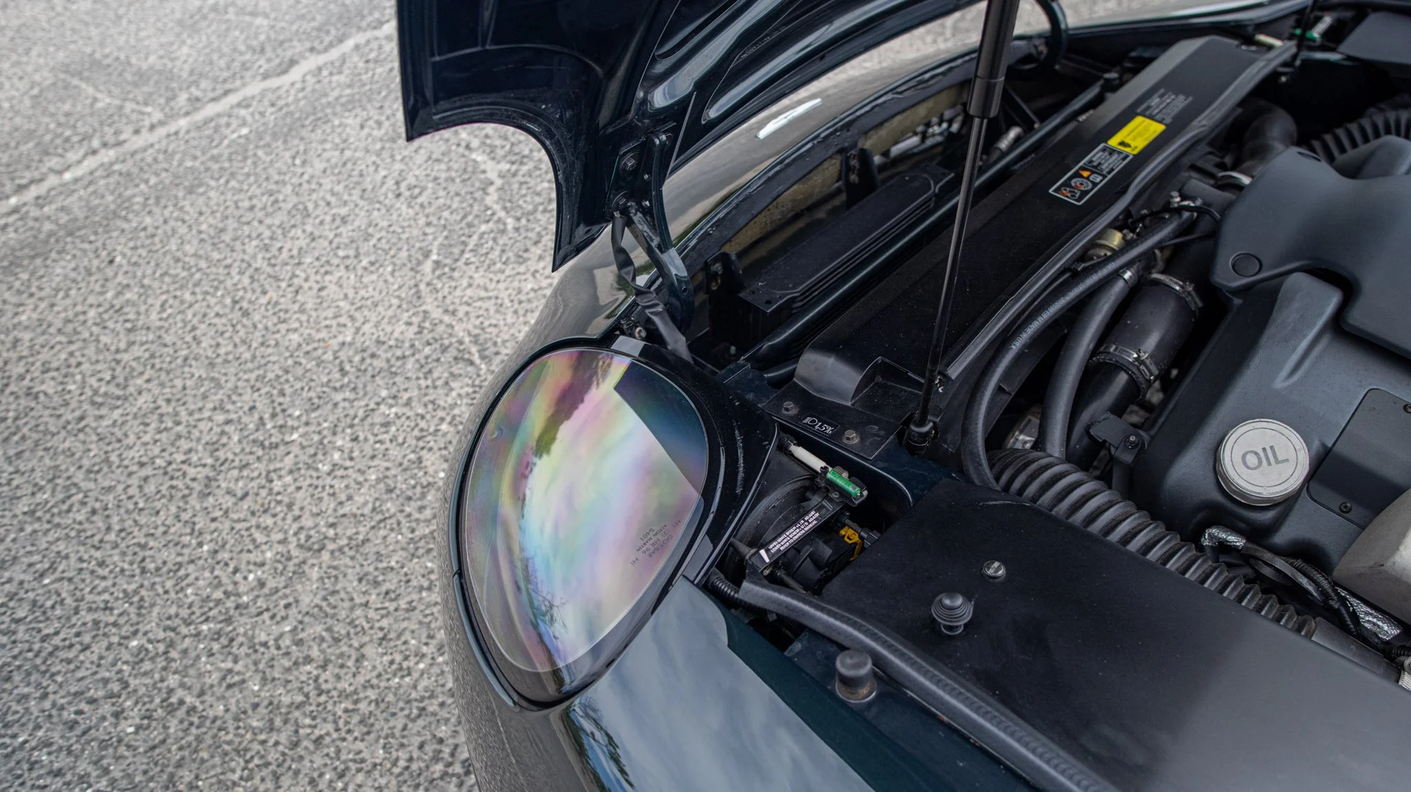 2000 Aston Martin DB7-107.jpg