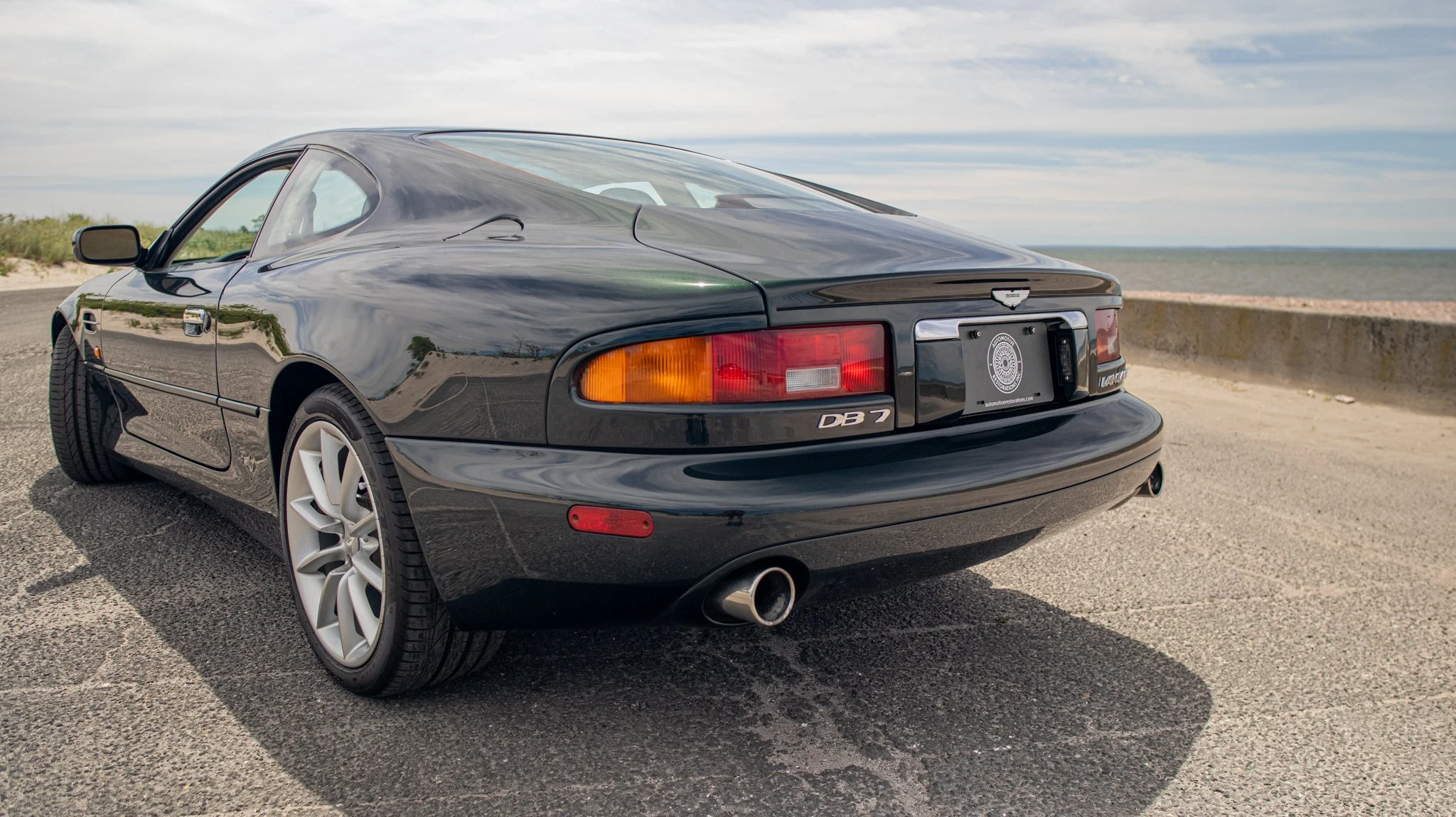 2000 Aston Martin DB7-118.jpg