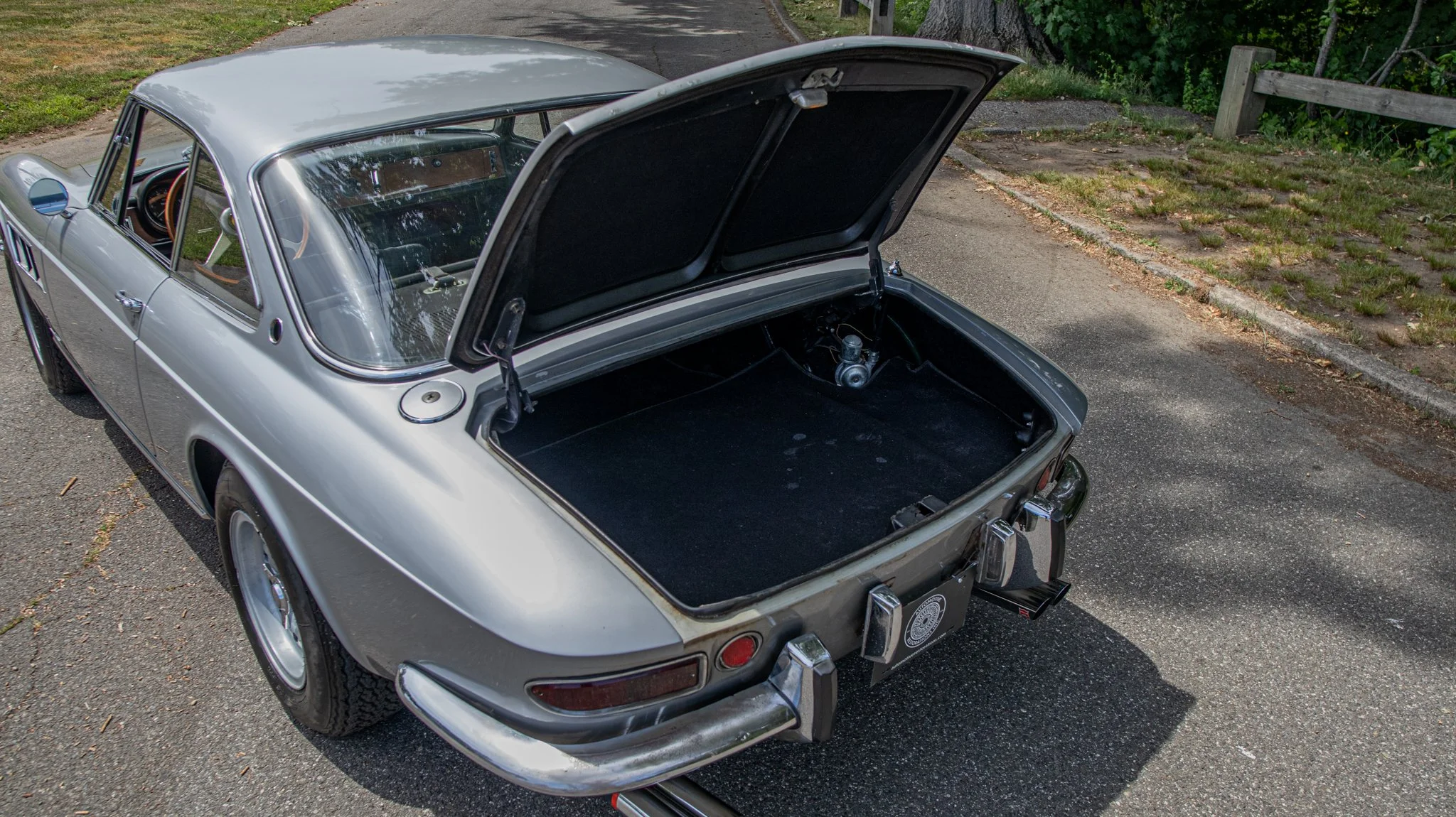 1967 Ferrari 330 GTC-126.jpg