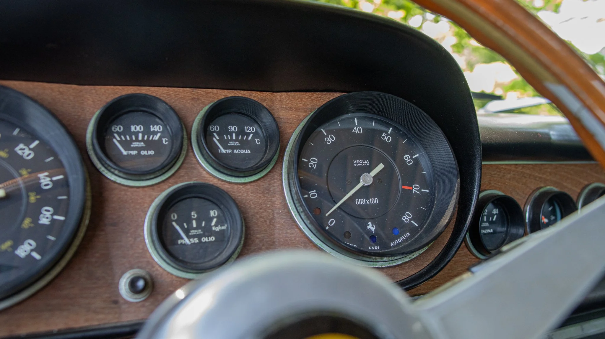 1967 Ferrari 330 GTC-002.jpg