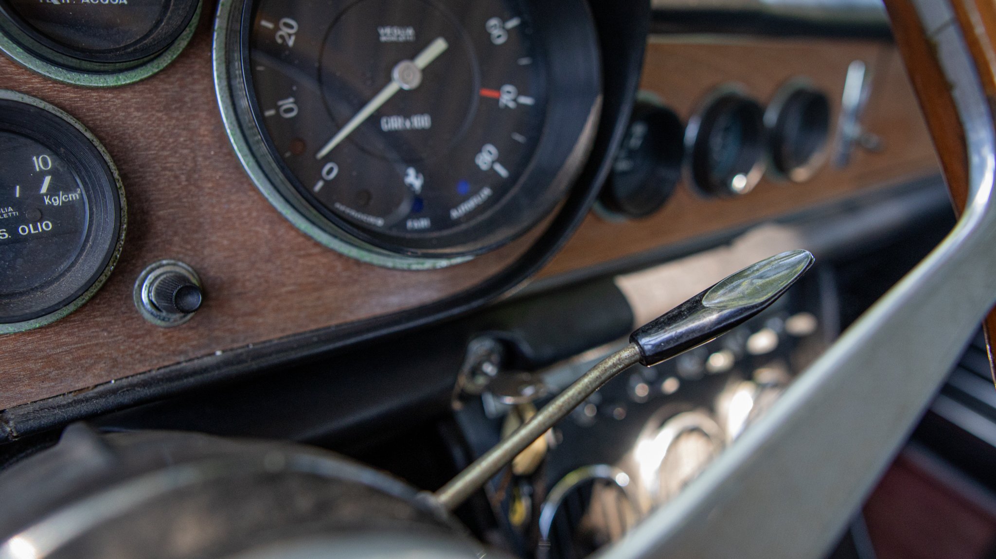 1967 Ferrari 330 GTC-014.jpg