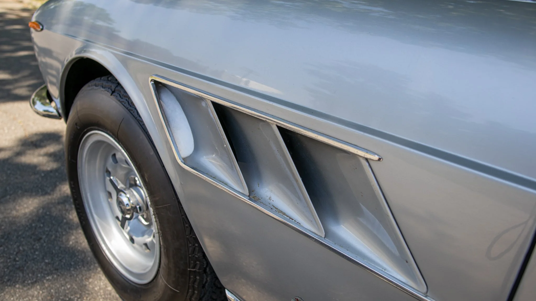1967 Ferrari 330 GTC-025.jpg