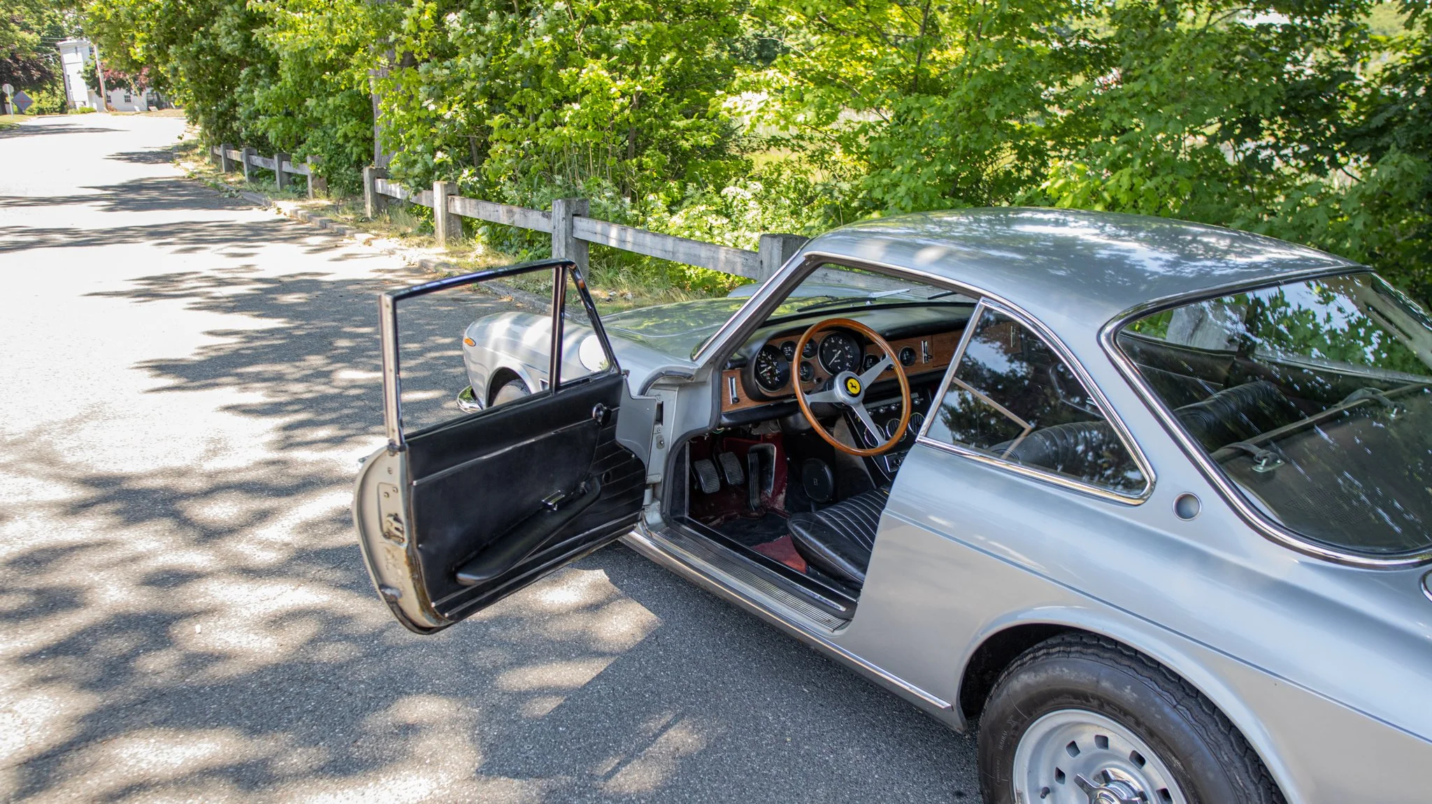 1967 Ferrari 330 GTC-059.jpg