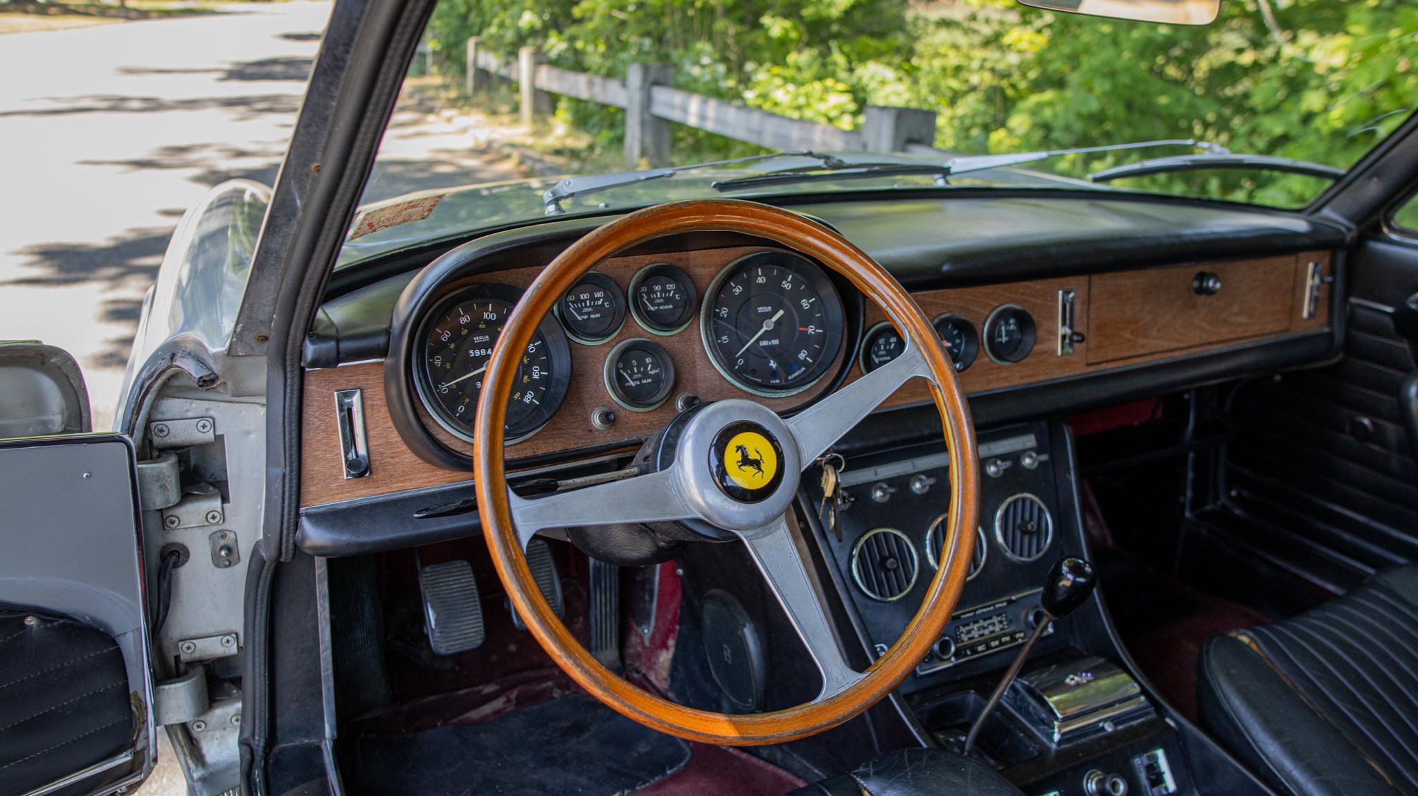 1967 Ferrari 330 GTC-060.jpg