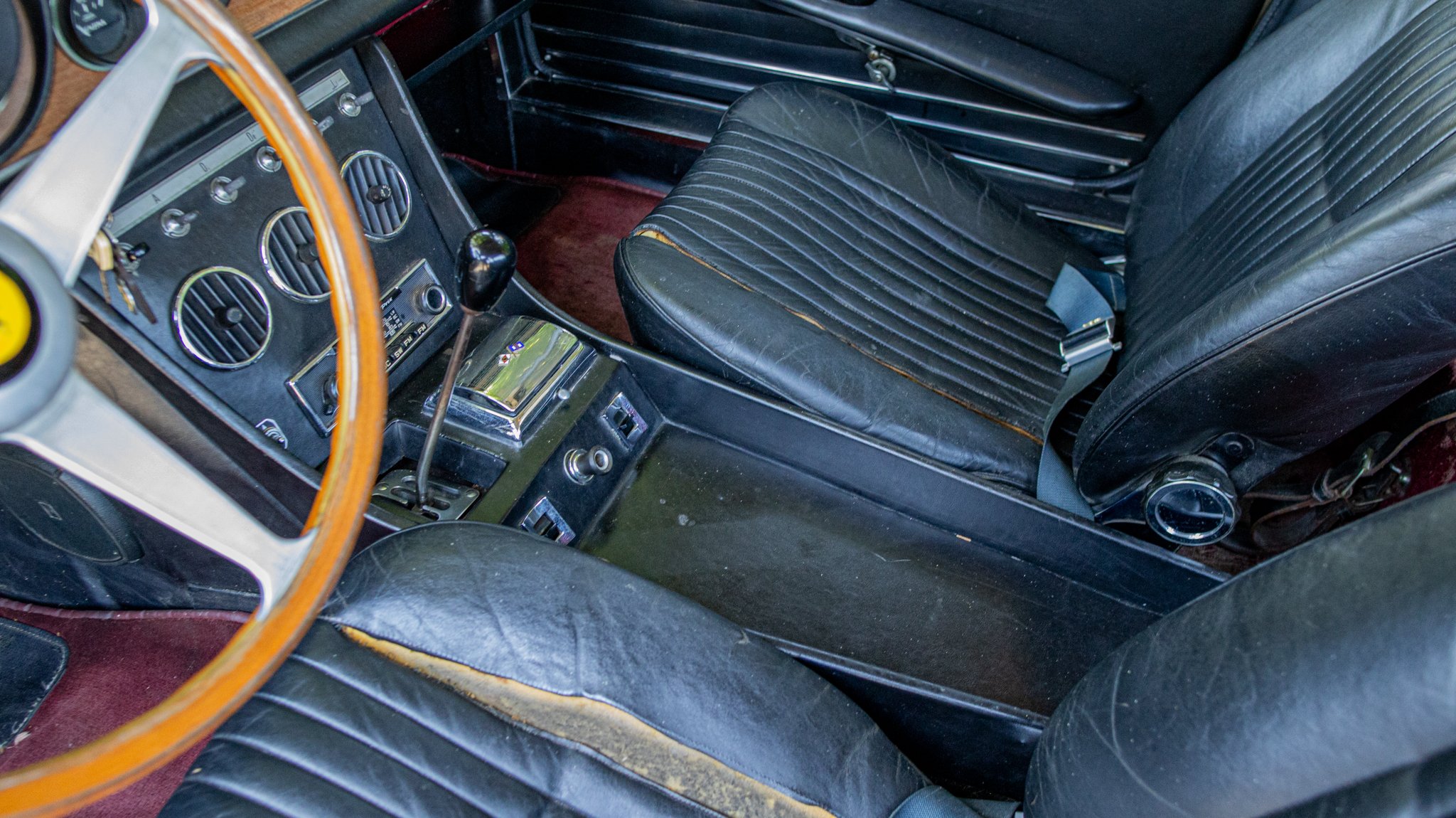 1967 Ferrari 330 GTC-064.jpg