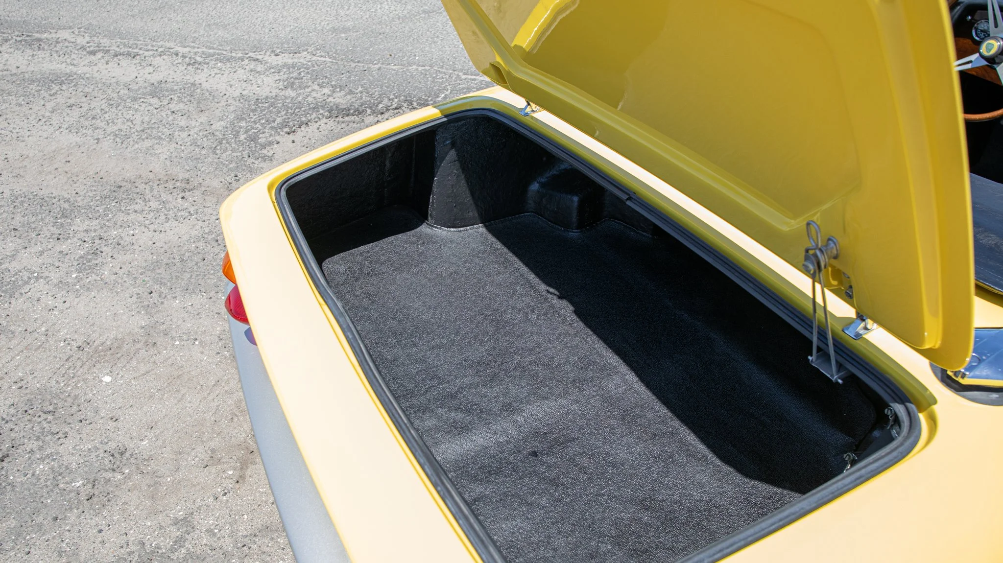 1965 Lotus Elan-88.jpg