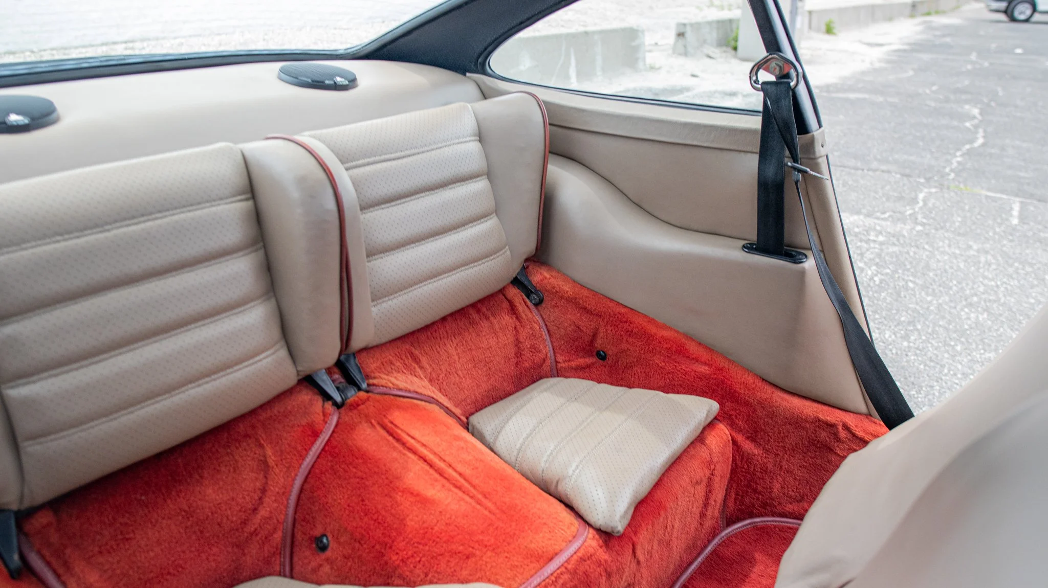 1980 Porsche 911SC-077.jpg
