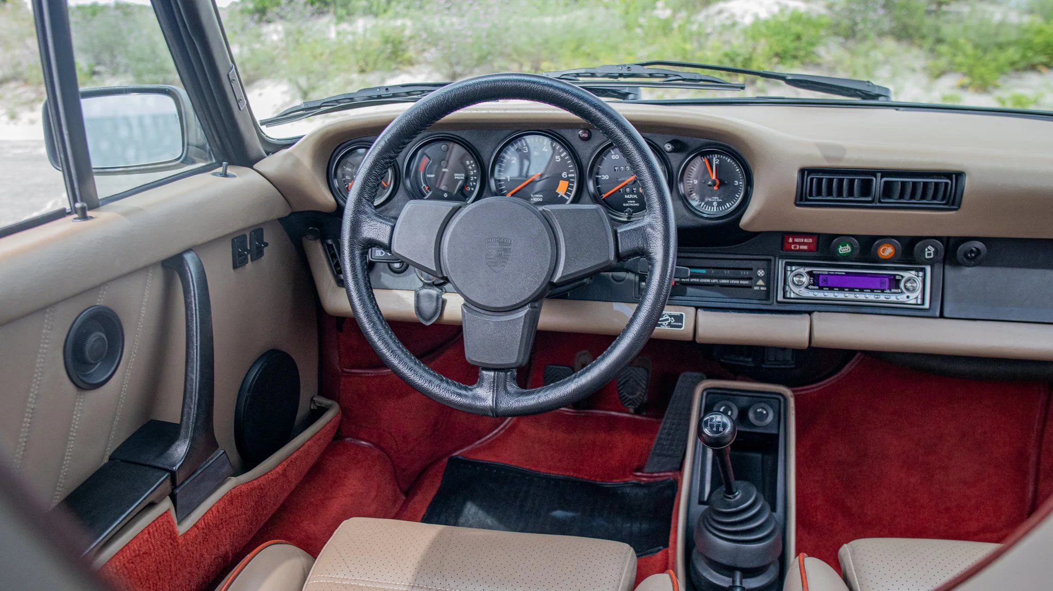 1980 Porsche 911SC-084.jpg