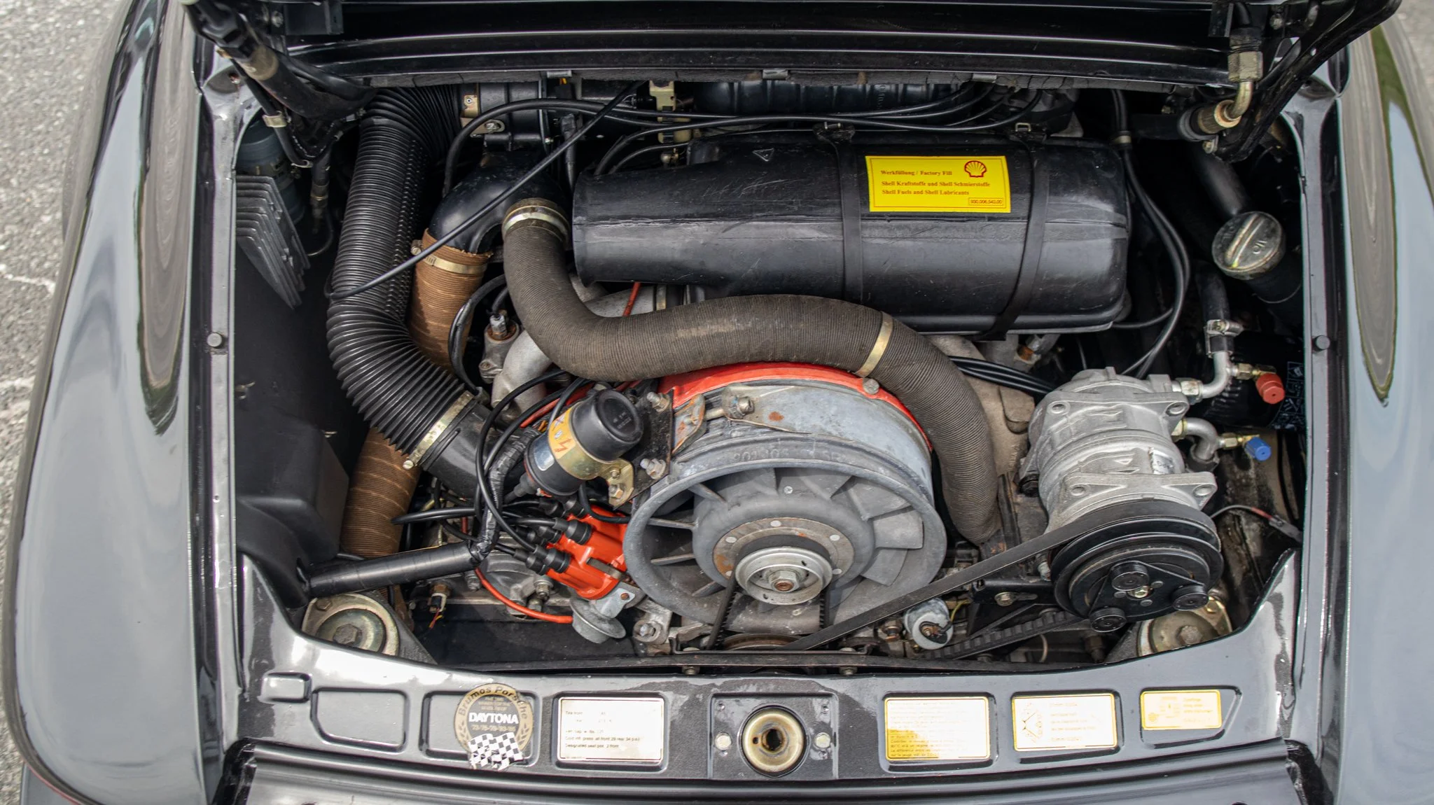 1980 Porsche 911SC-159.jpg