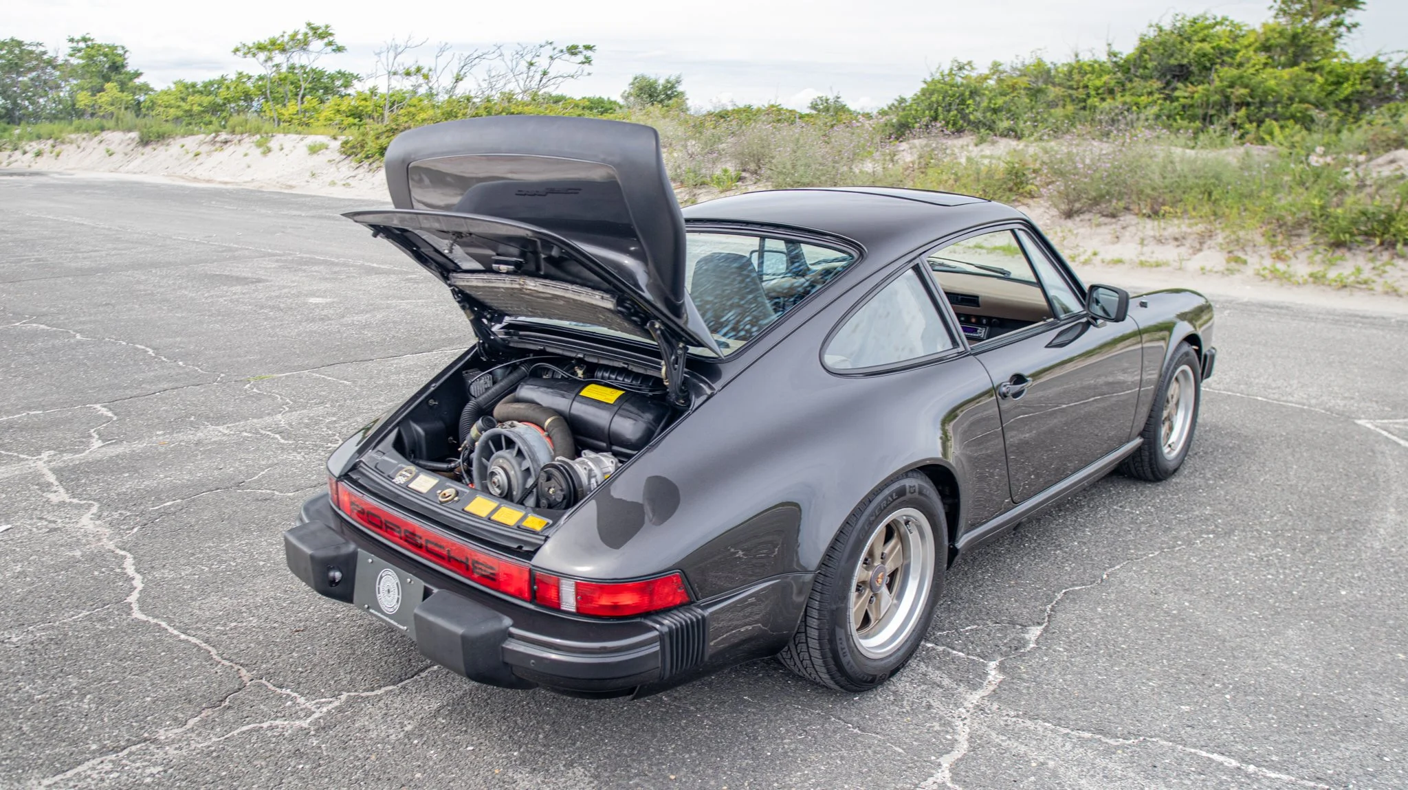1980 Porsche 911SC-164.jpg
