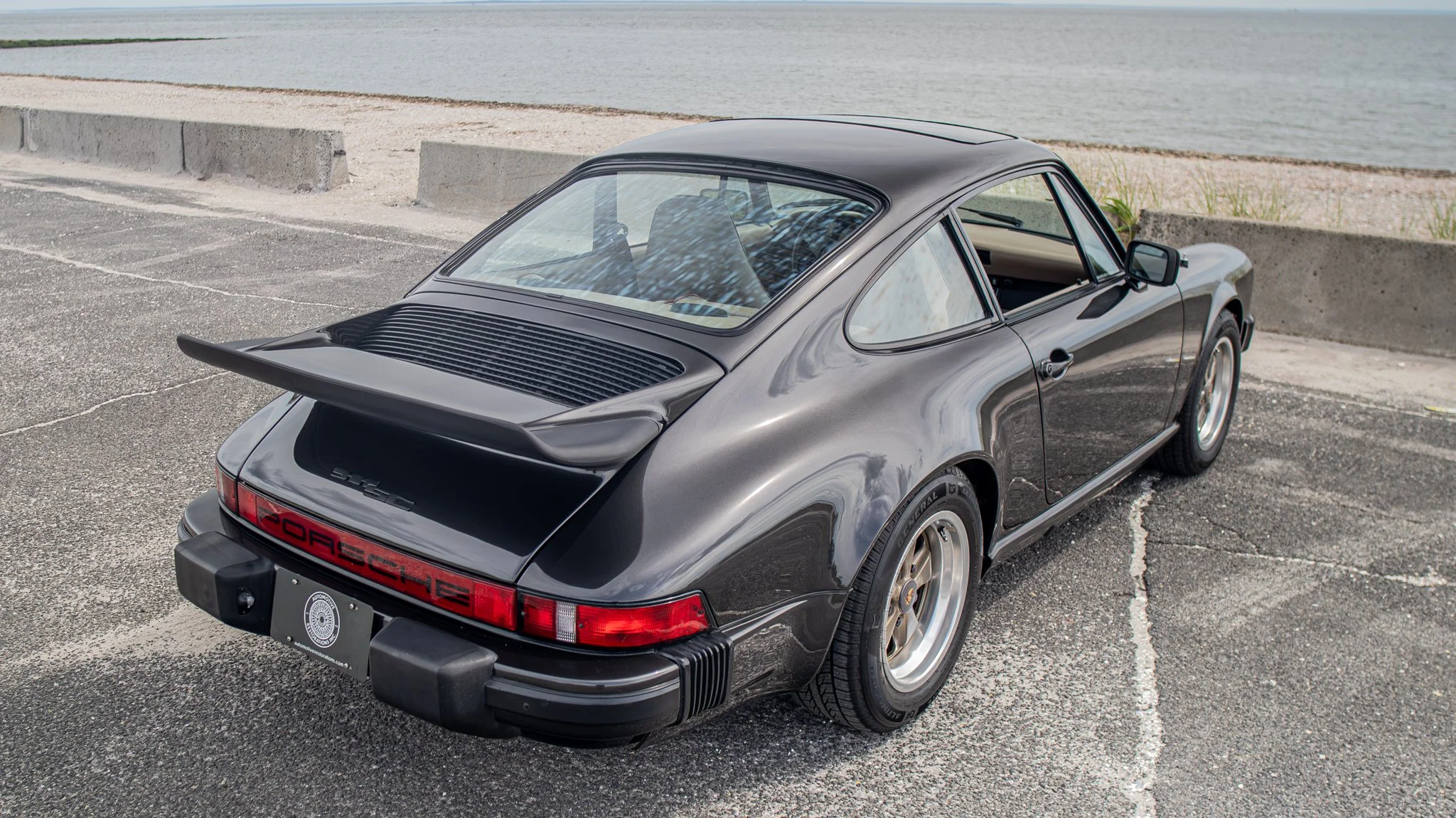 1980 Porsche 911SC-204.jpg