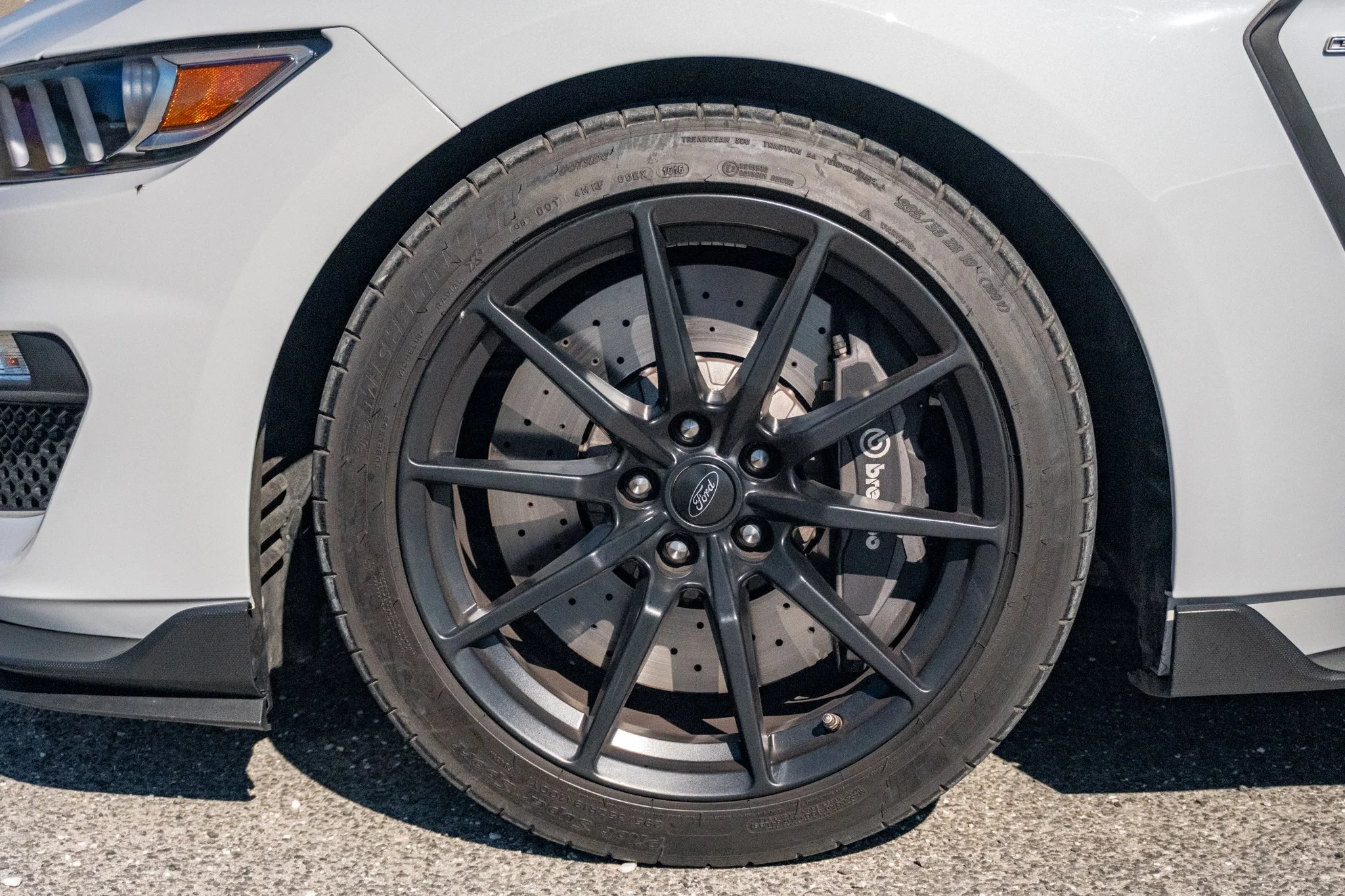 2016 Shelby GT350-107.jpg