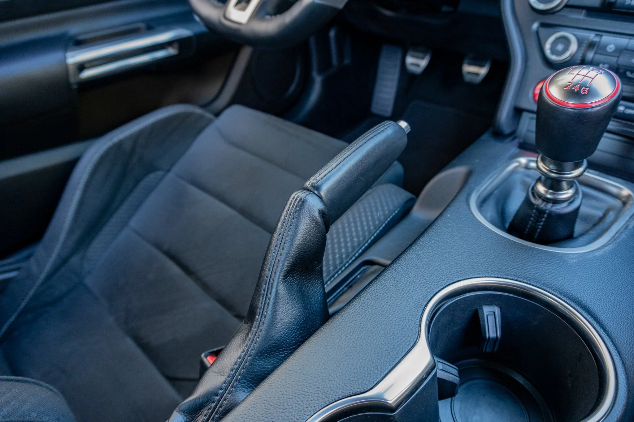 2016 Shelby GT350-039.jpg