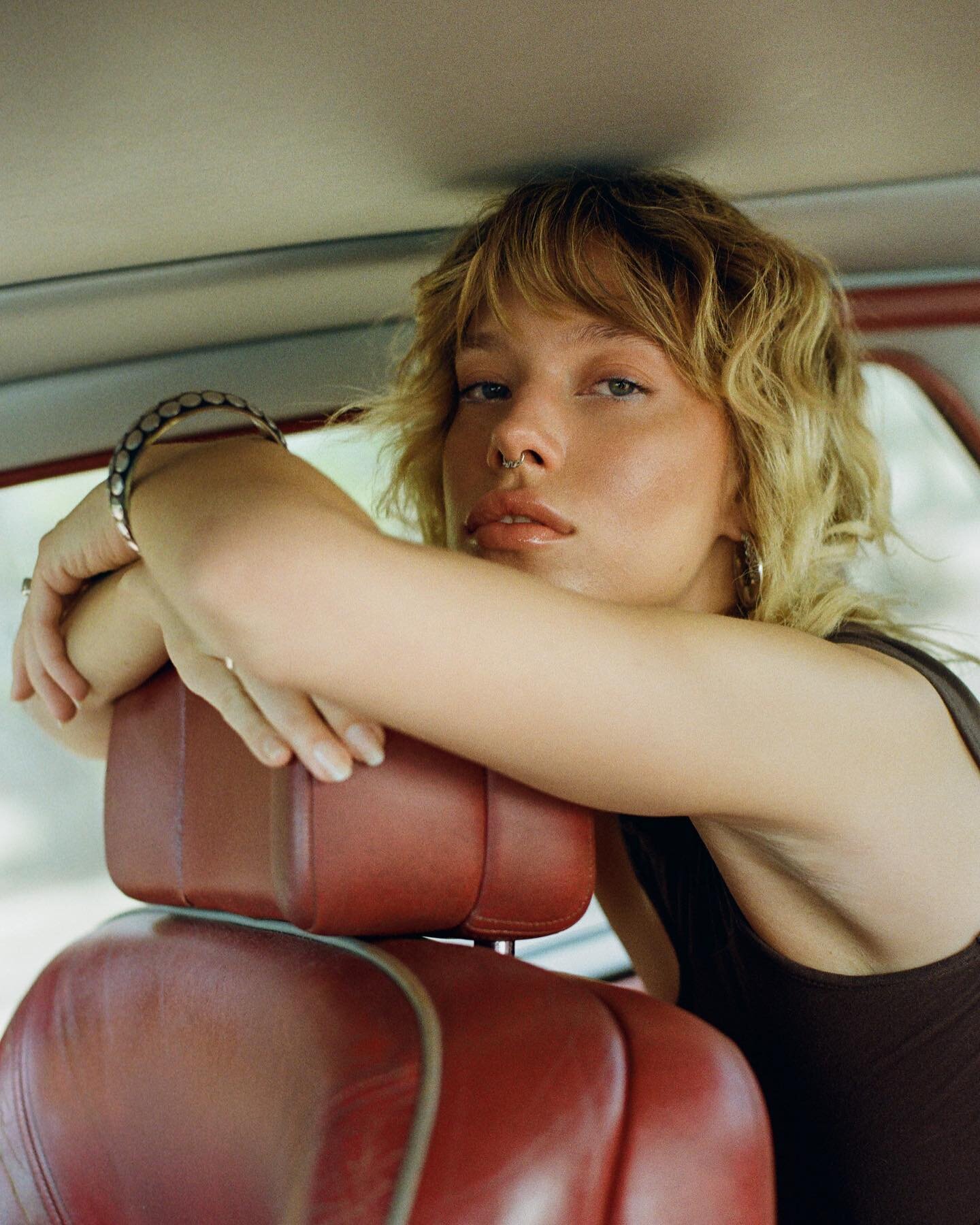 Got to love red seats in a classic car. @lucidleslie on #35mm