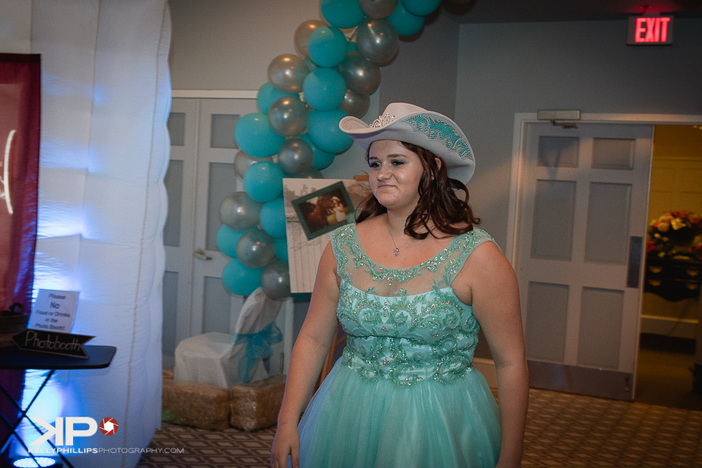 madison kahn sweet 16-1108.jpg