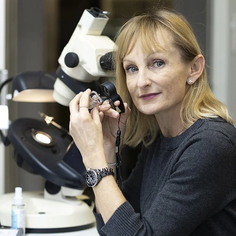 Comment vendre ses bijoux aux enchères ?