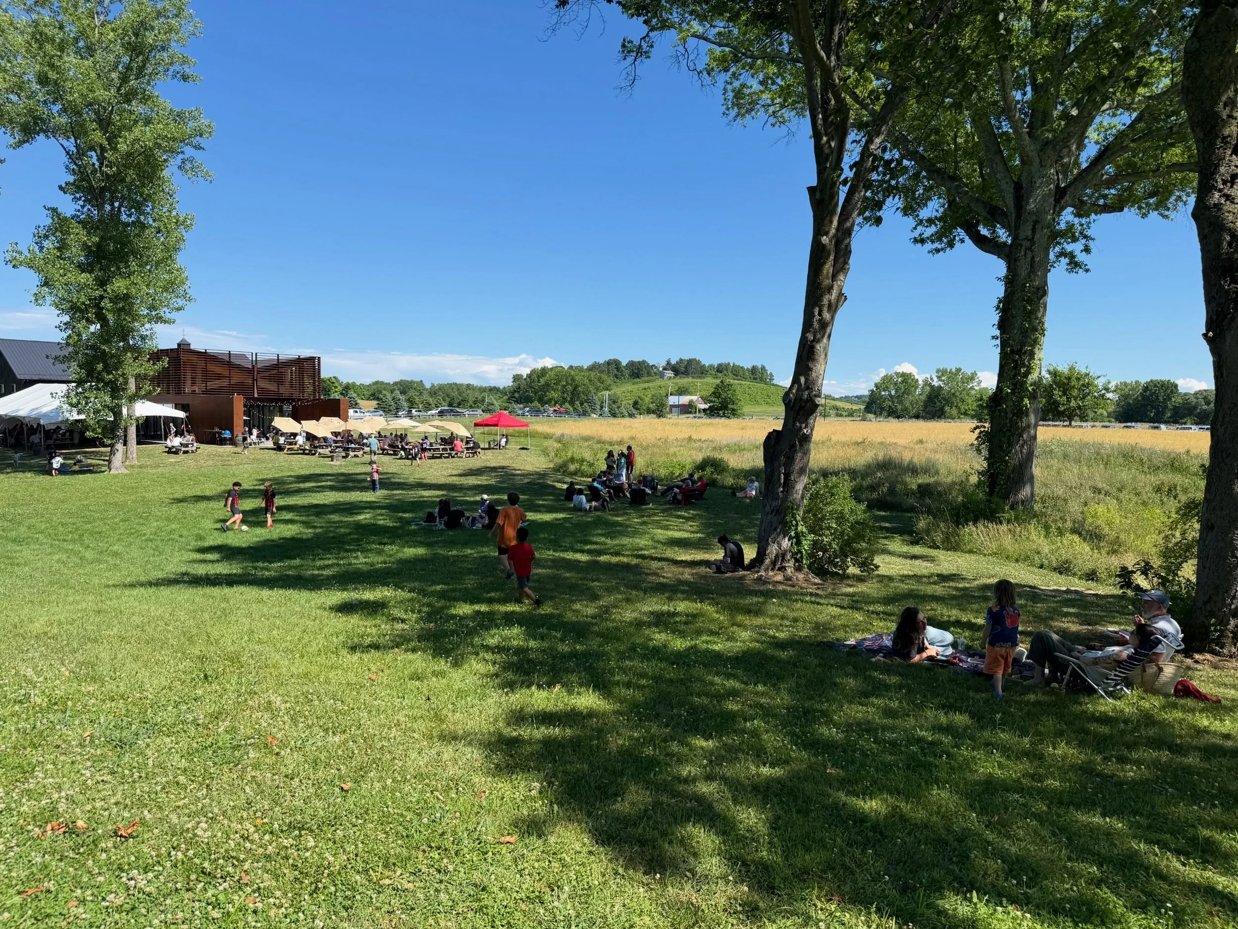 Third shot of the backyard to the grid this week but it&rsquo;s just been such good weather for it! Swipe for Casey and Gavin celebrating a successful Juneteenth/Father&rsquo;s Day Weekend. Thanks to everyone who came out and made it such a fun weeke