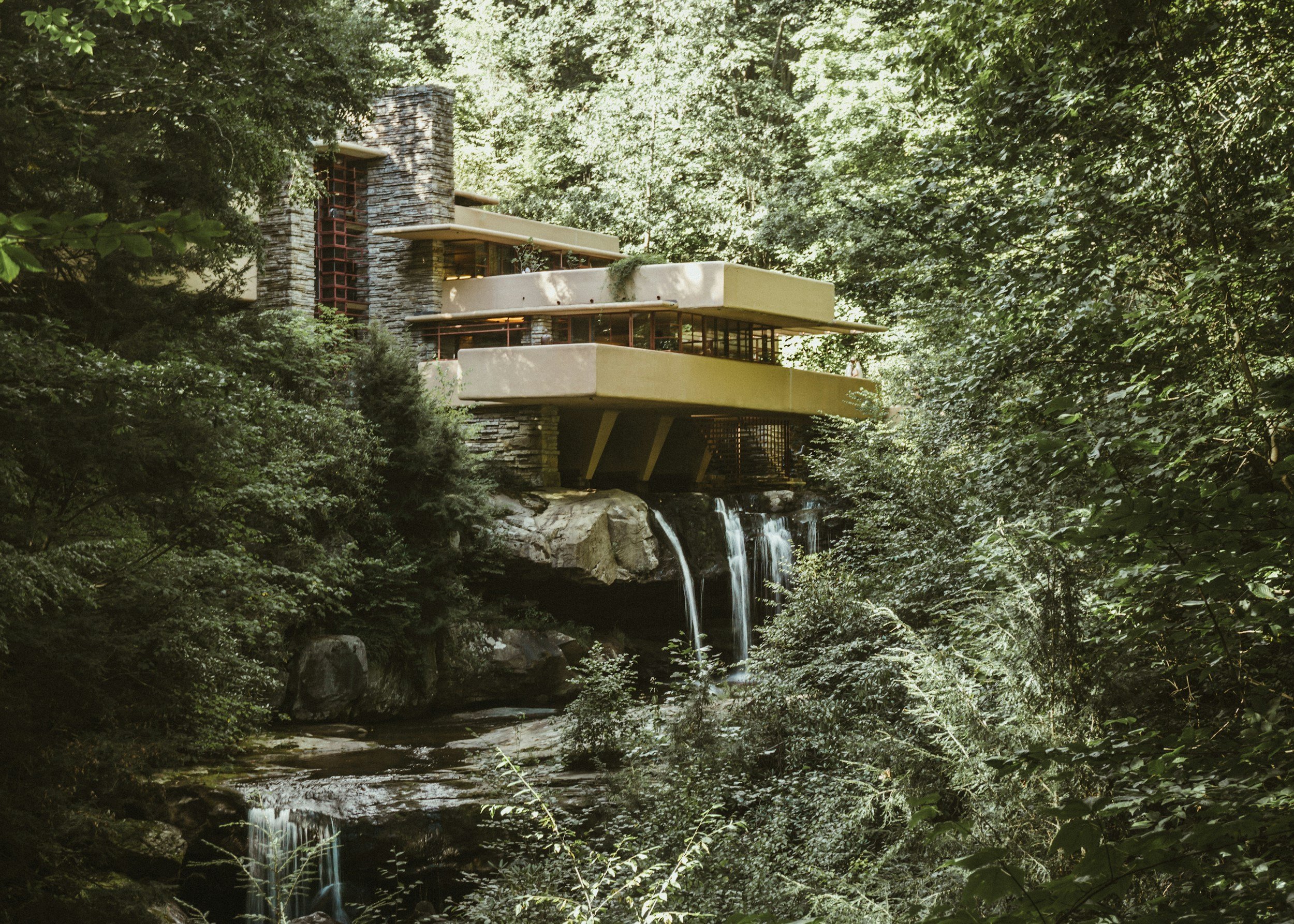 image of Falling Water by Frank Lloyd Wright
