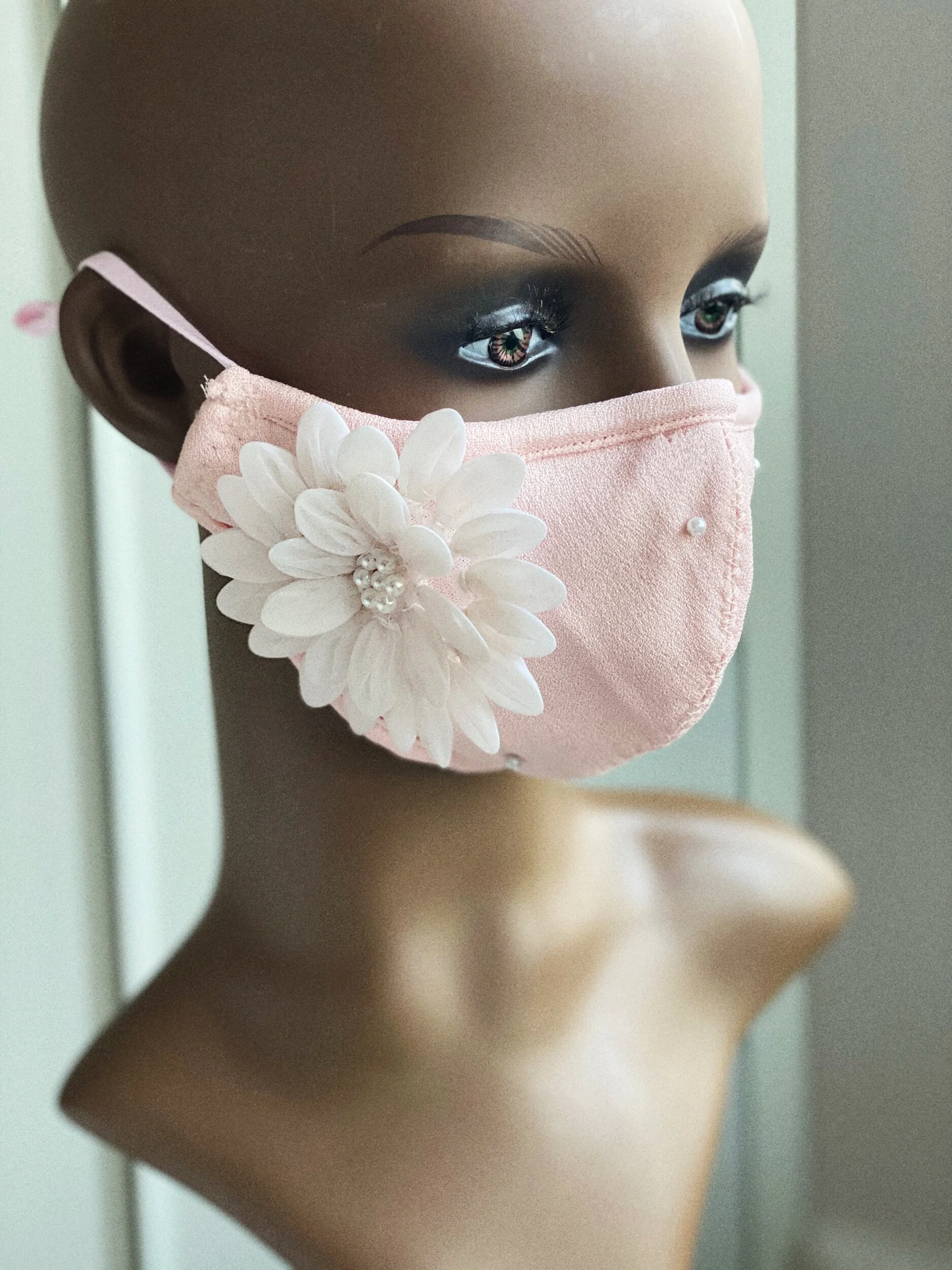 6EED5710-229F-4B76-A498-0E294E7C1572