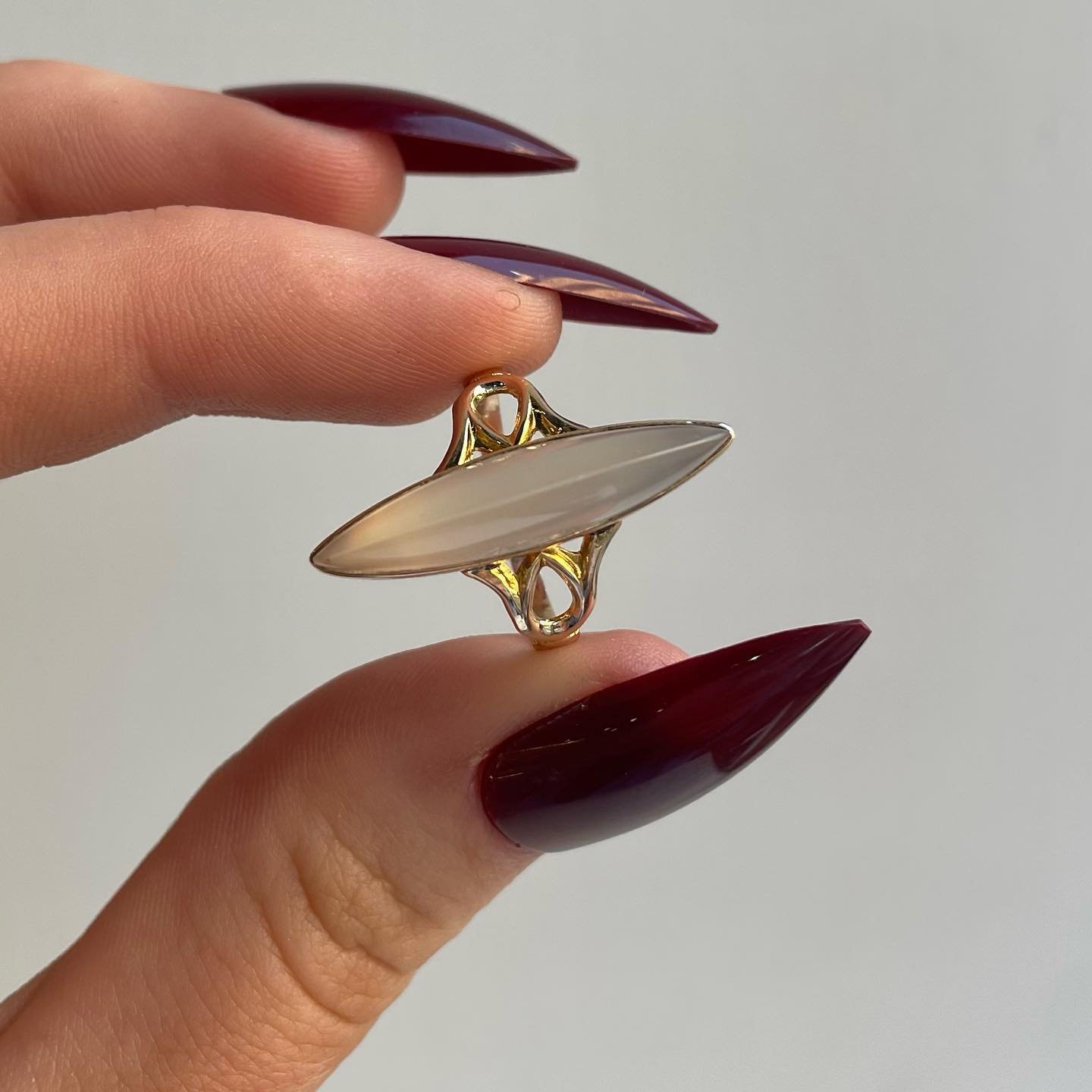 She&rsquo;s an icon, she&rsquo;s a legend &amp; this Vintage 10k yellow &amp; cabochon moonstone is a part of our $1000 and under section in the vintage shop. Give it a look! 
.
.
.
#moonstone #vintagejewelry #vintagestyle #vintagejewelrylover