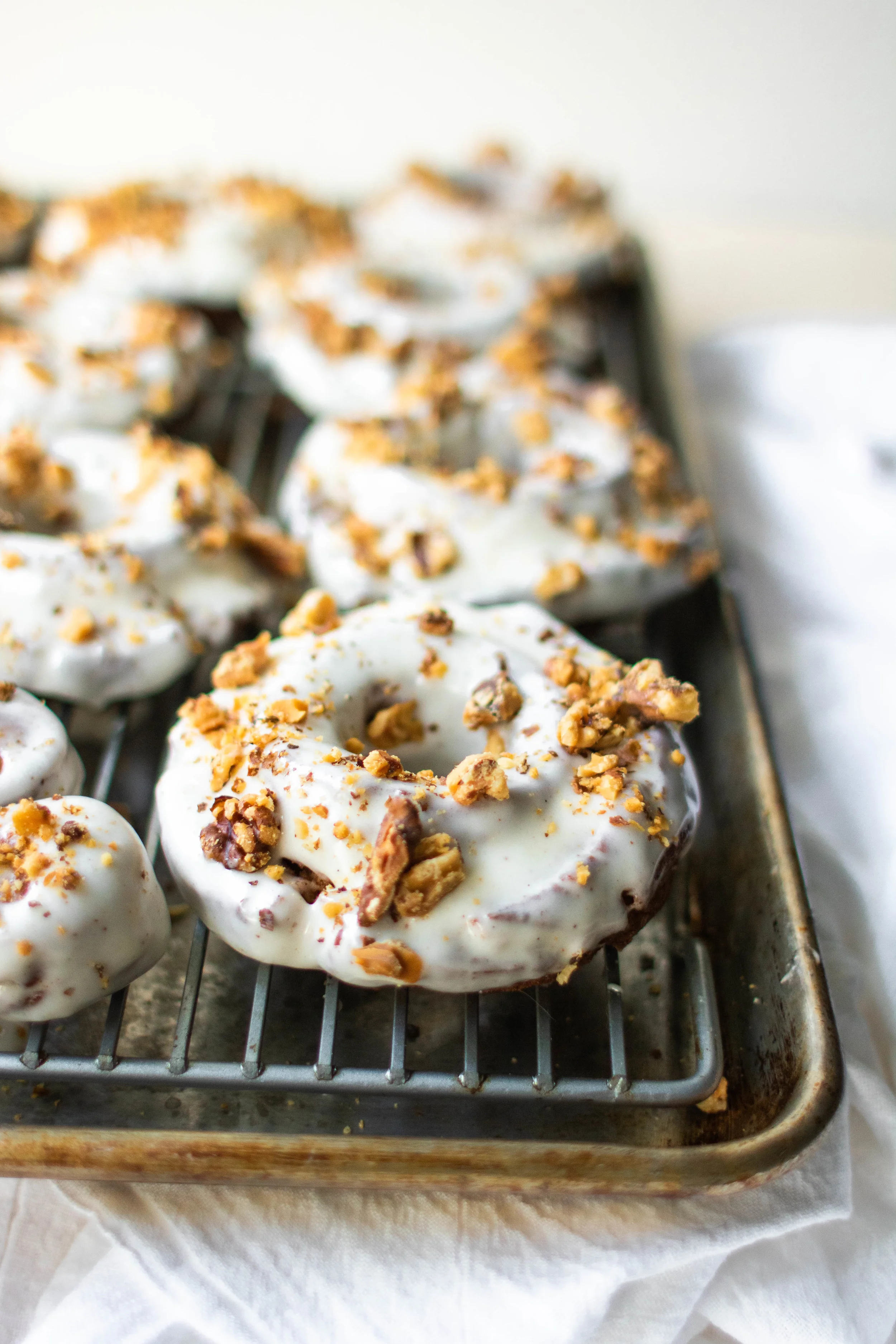 carrot cake donuts5.jpg