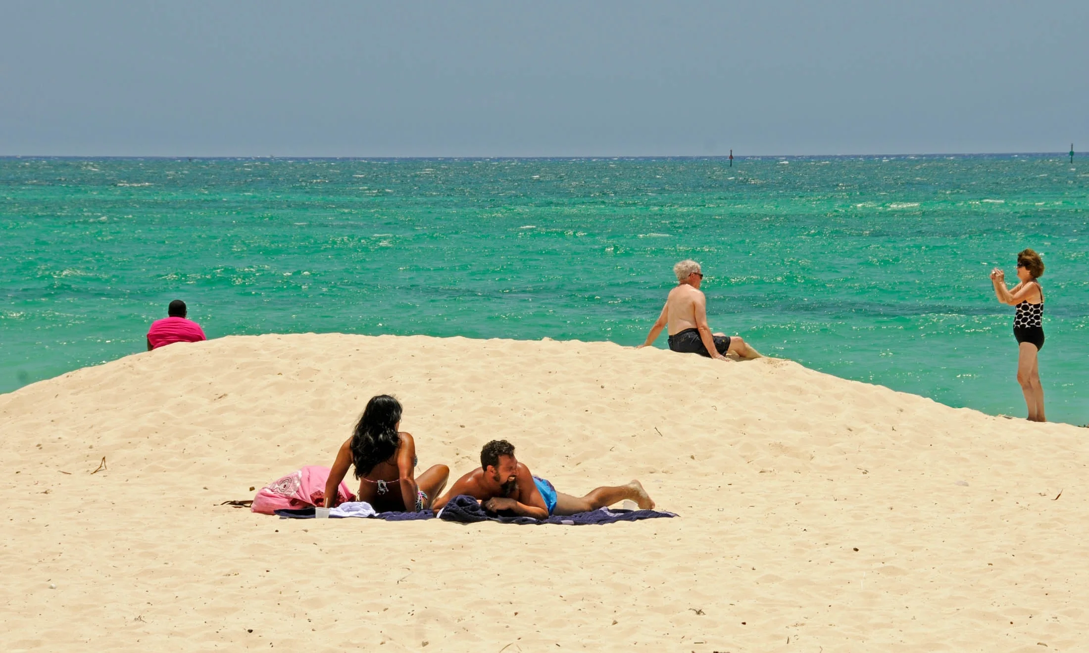16_bahama_beach1.jpg