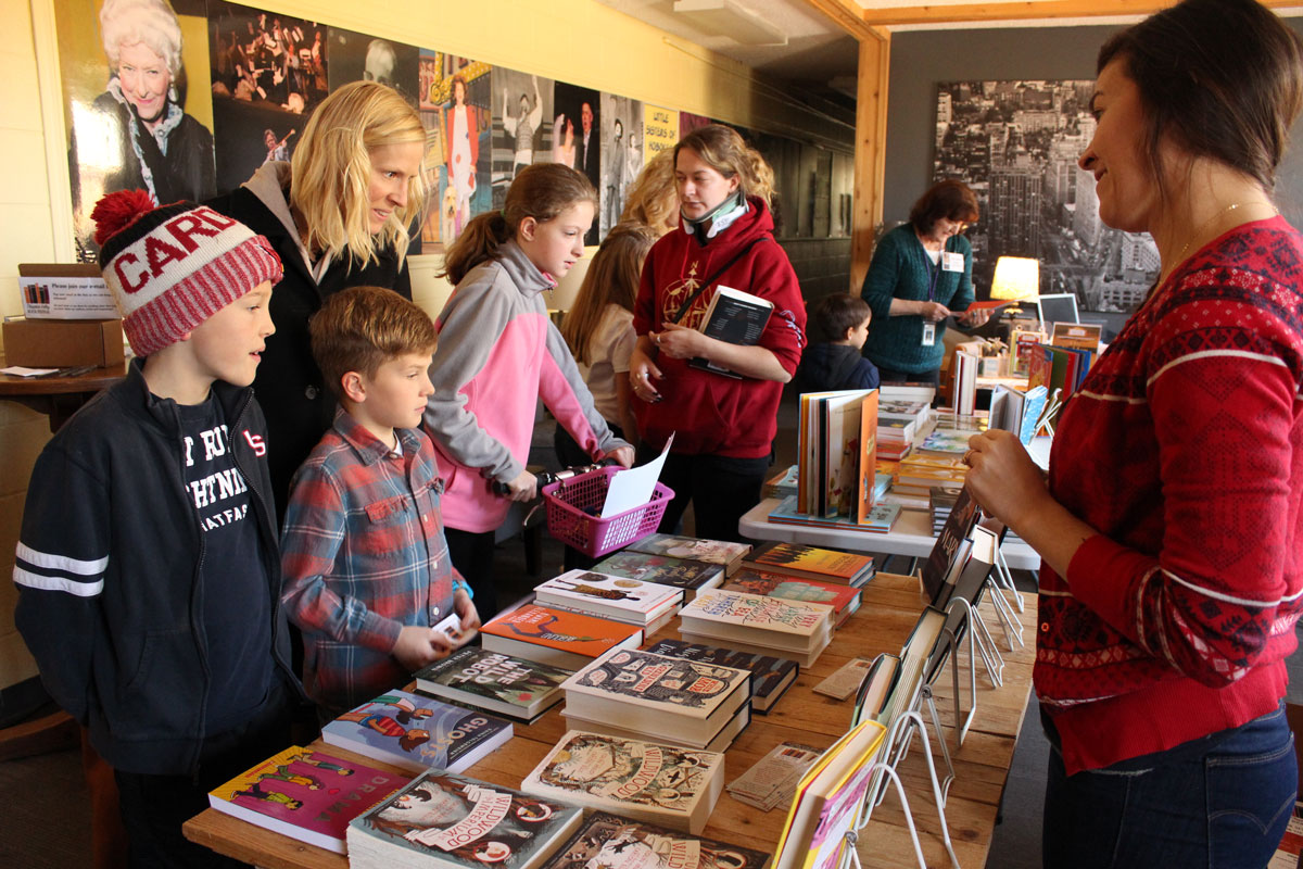 Chippewa_Valley_Book_Festival_2018_Showcase1.jpg