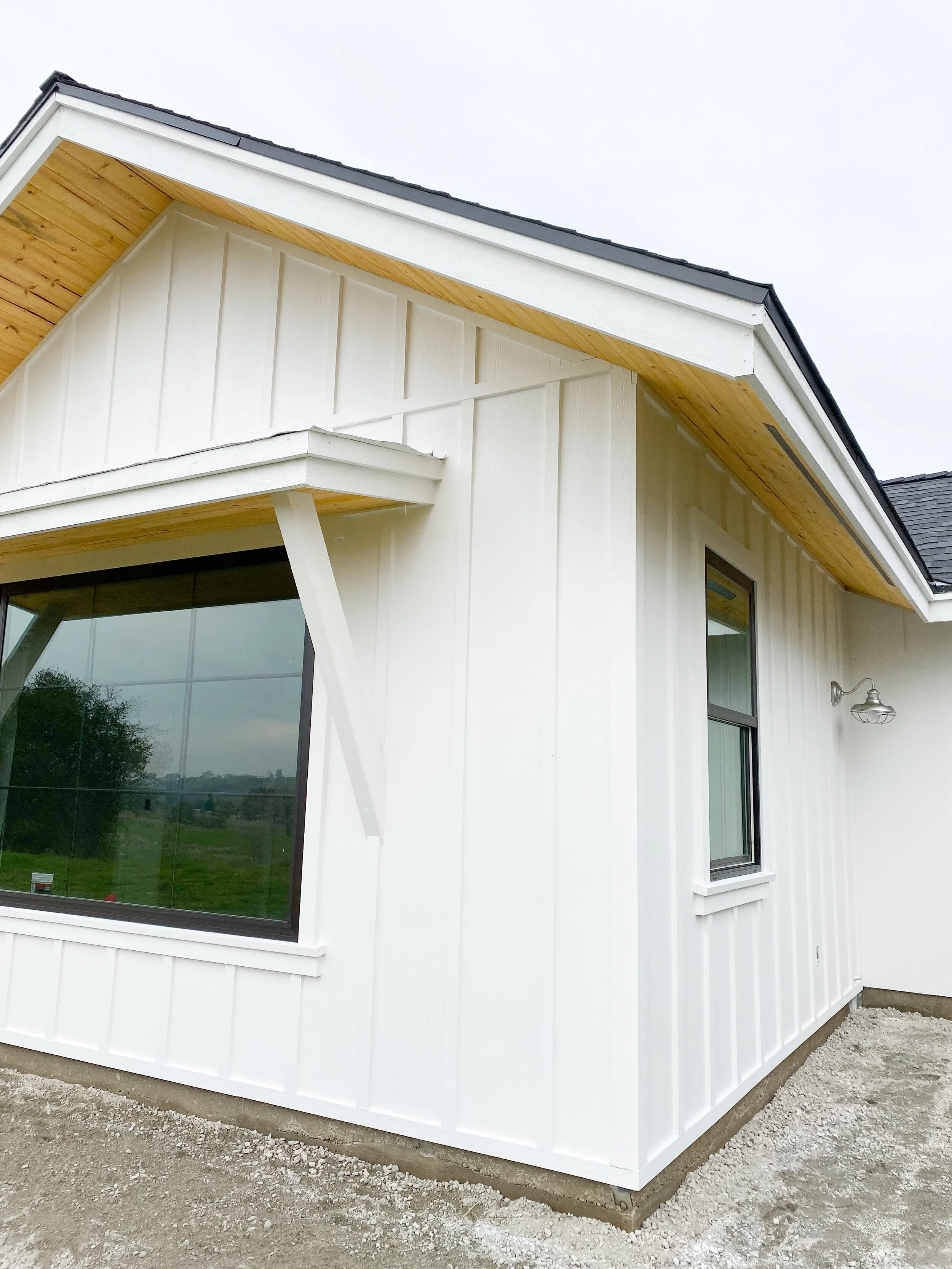 The Absolute Best Farmhouse Paint Color Thermaland Oaks