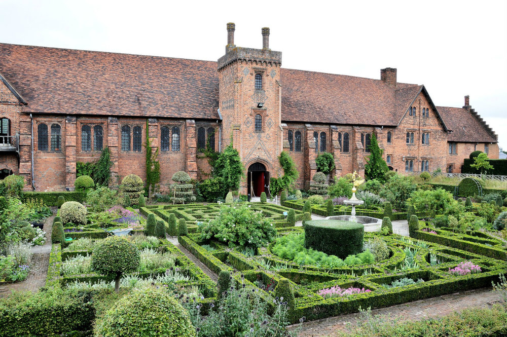 The Old House & Gardens at Hatfield House