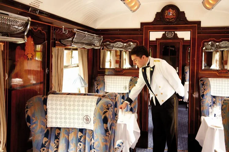 Train.Car-inside.jpg